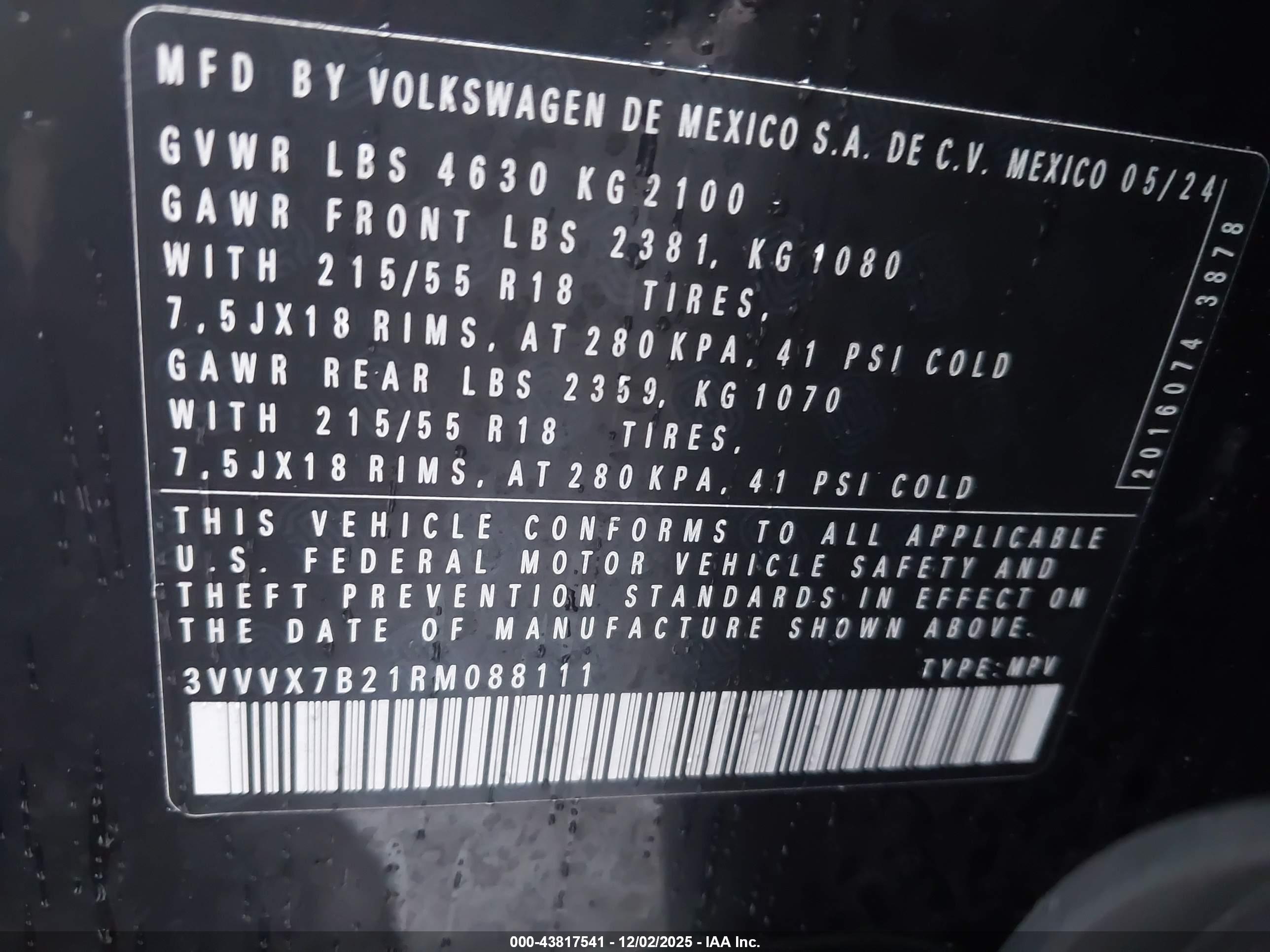 VOLKSWAGEN TAOS image 9