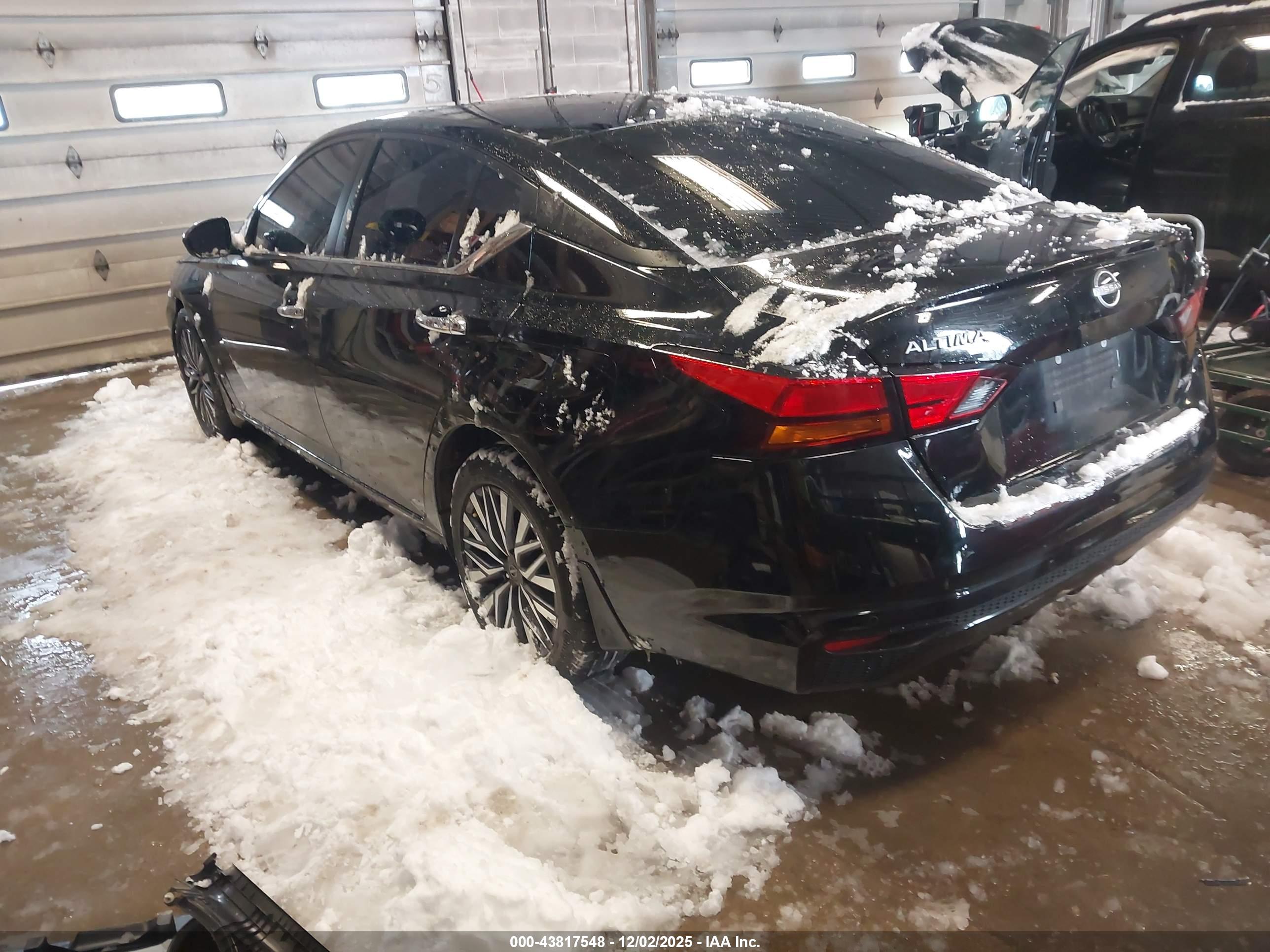 NISSAN ALTIMA image 3