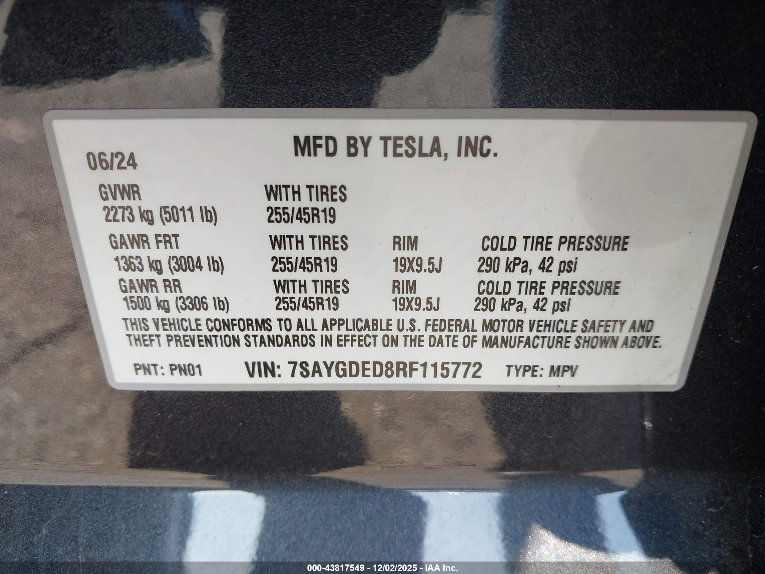 TESLA MODEL image 9