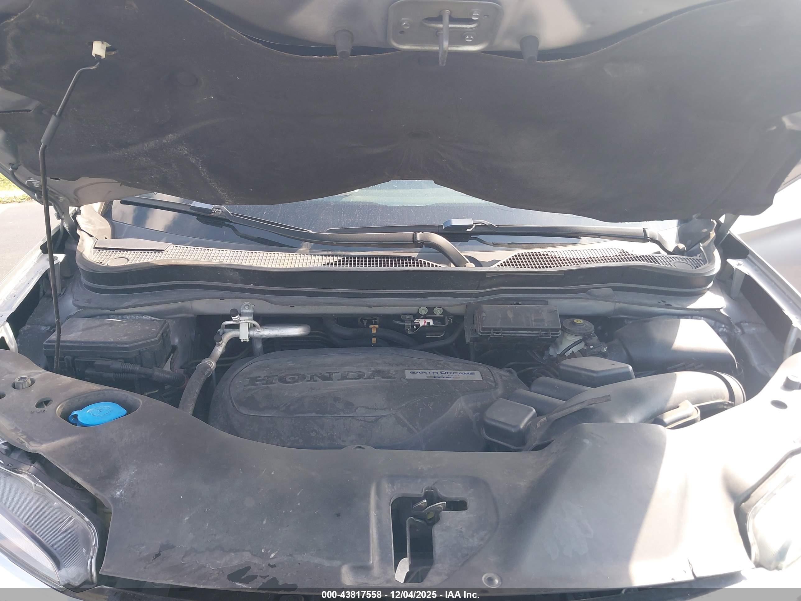 HONDA PILOT image 10