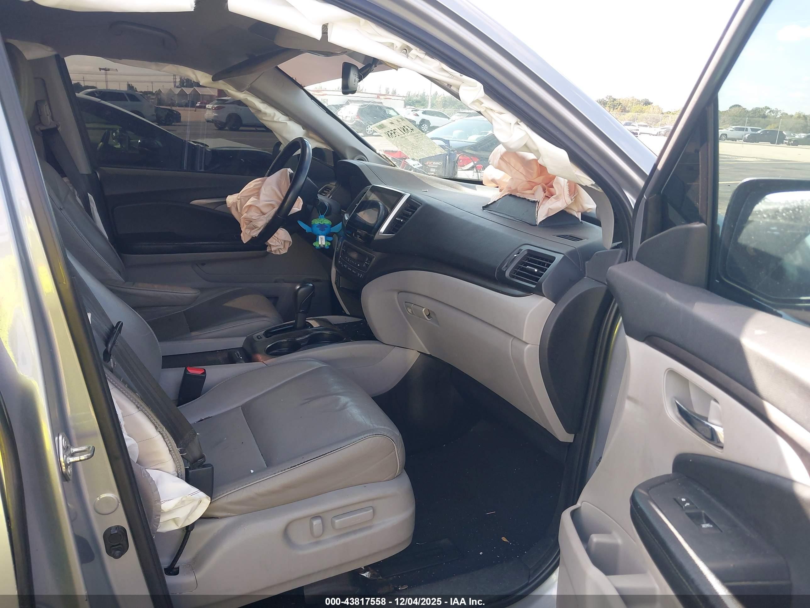 HONDA PILOT image 5