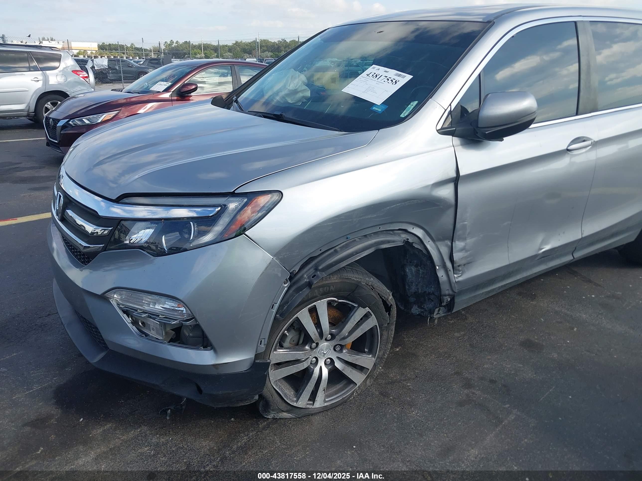 HONDA PILOT image 6