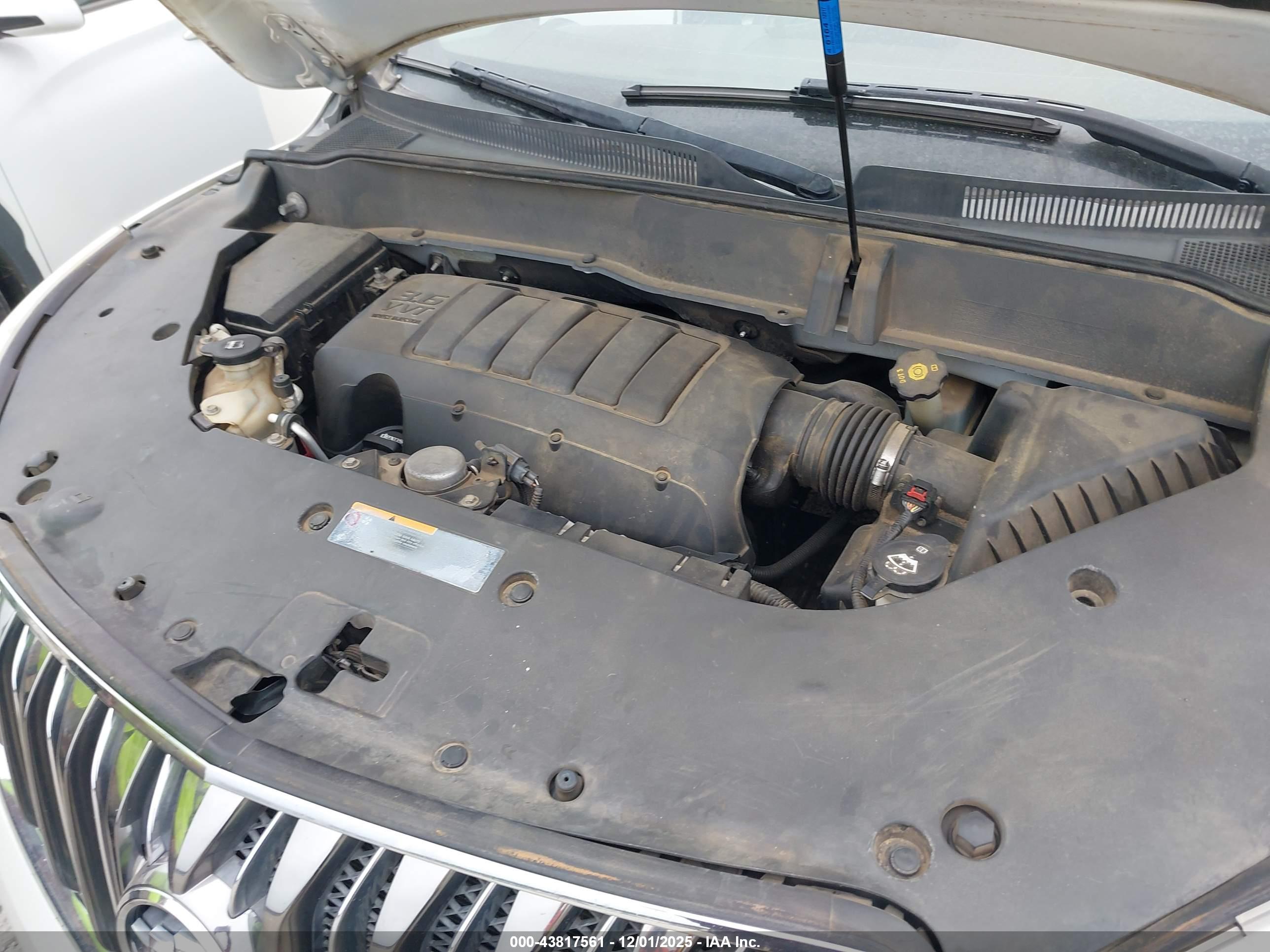 BUICK ENCLAVE image 10