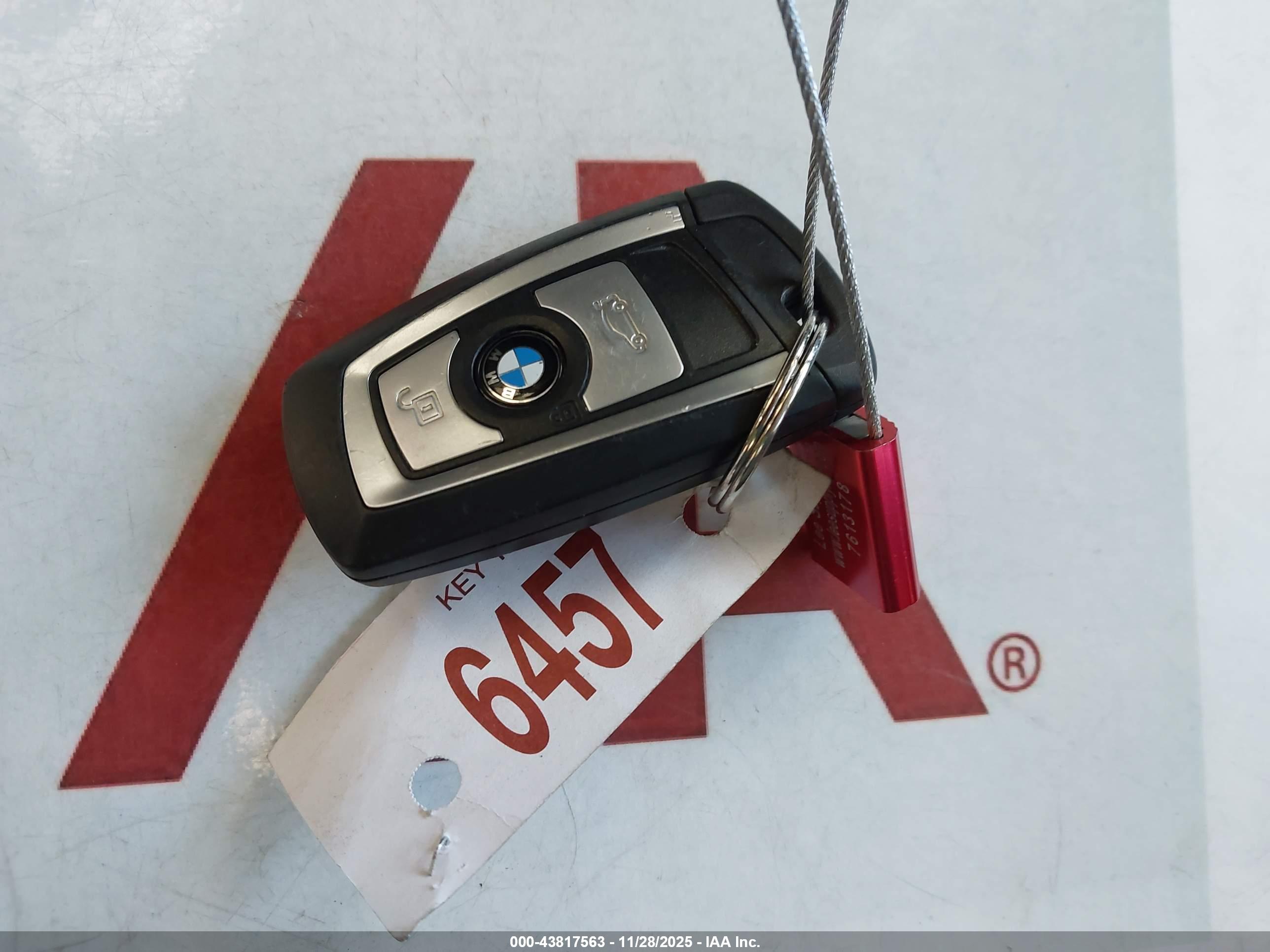 BMW 328I image 11
