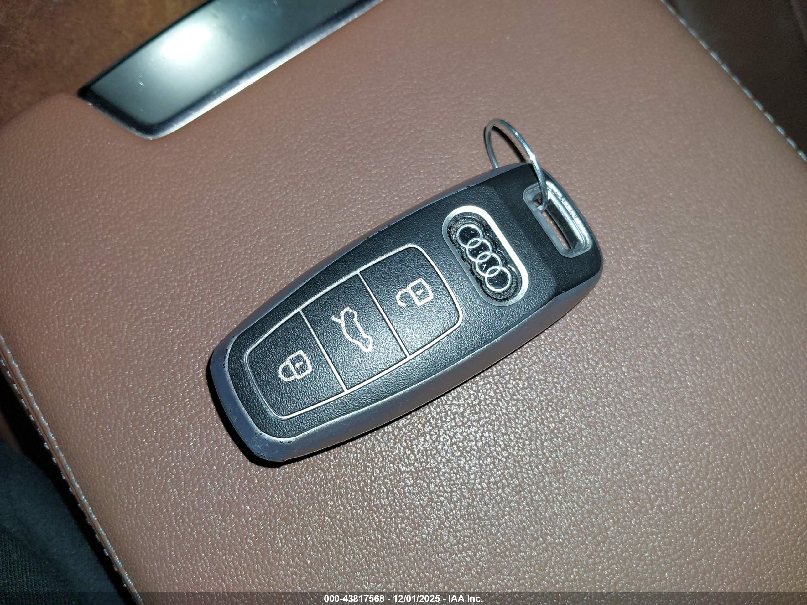 AUDI A6 image 11