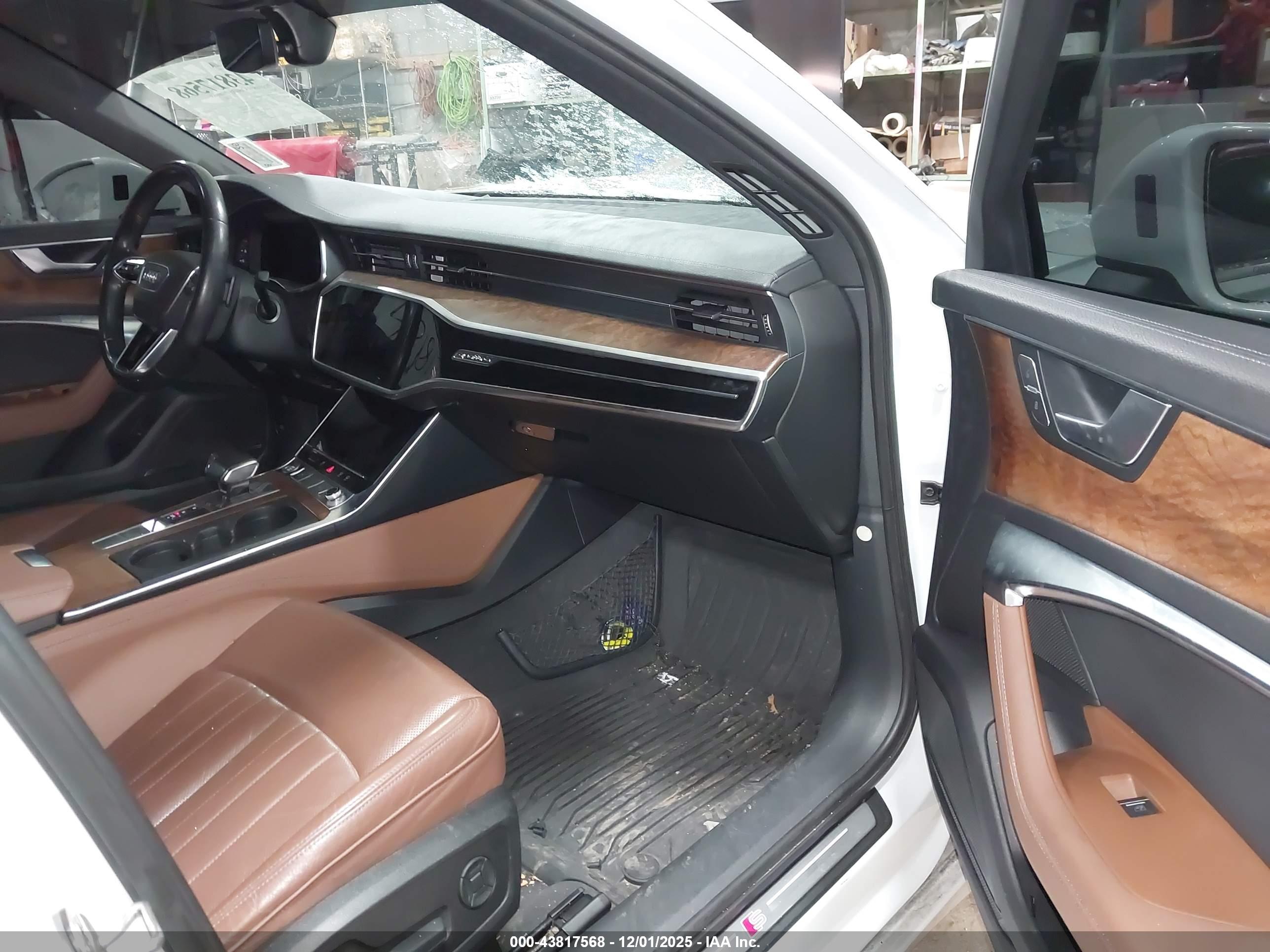 AUDI A6 image 5