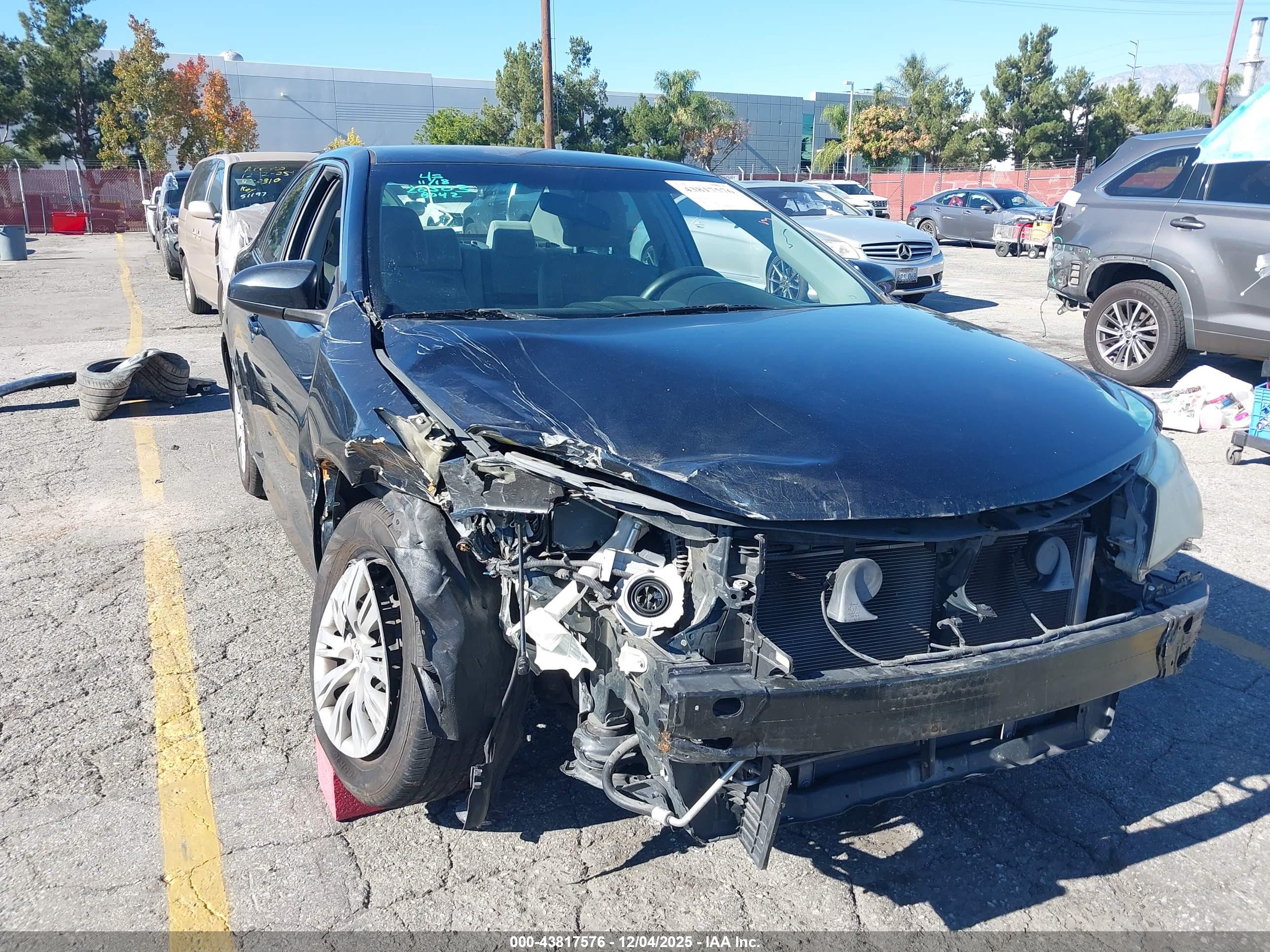 TOYOTA CAMRY image 6