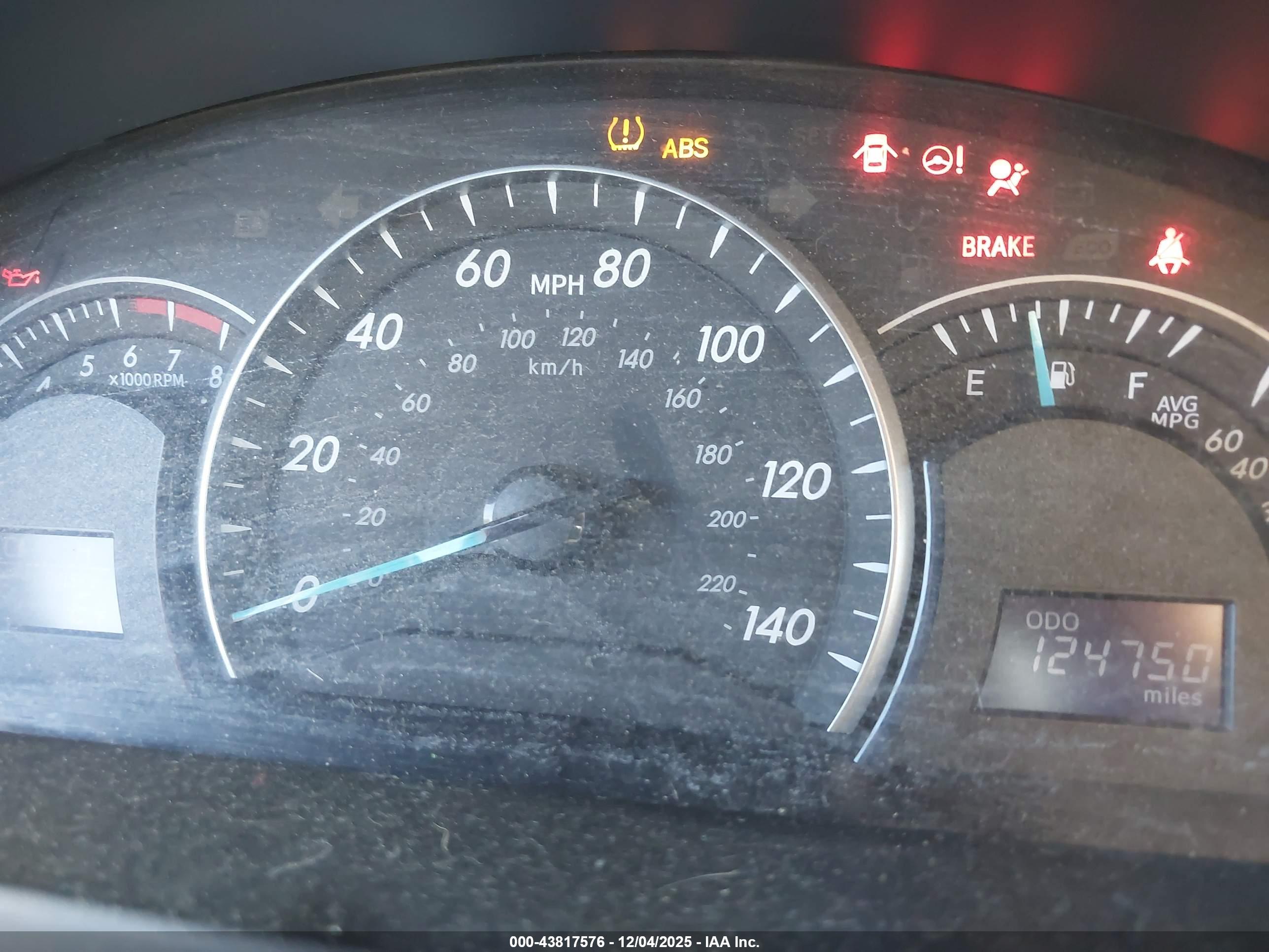 TOYOTA CAMRY image 7