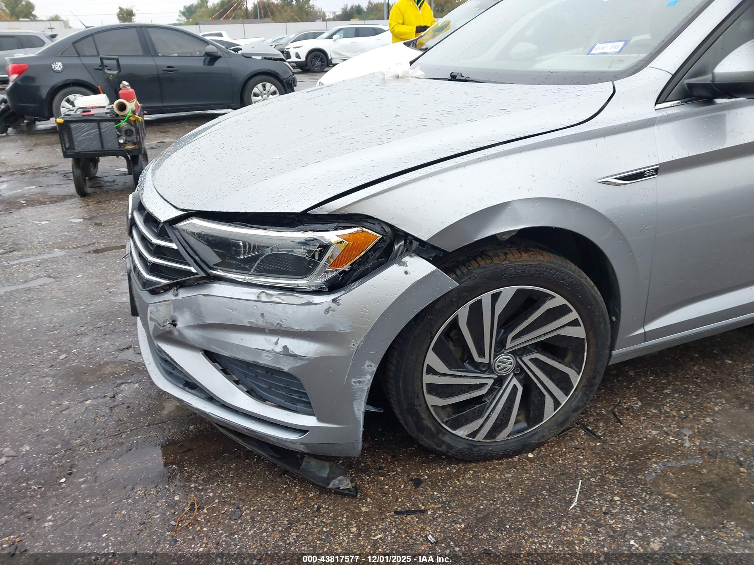 VOLKSWAGEN JETTA image 6