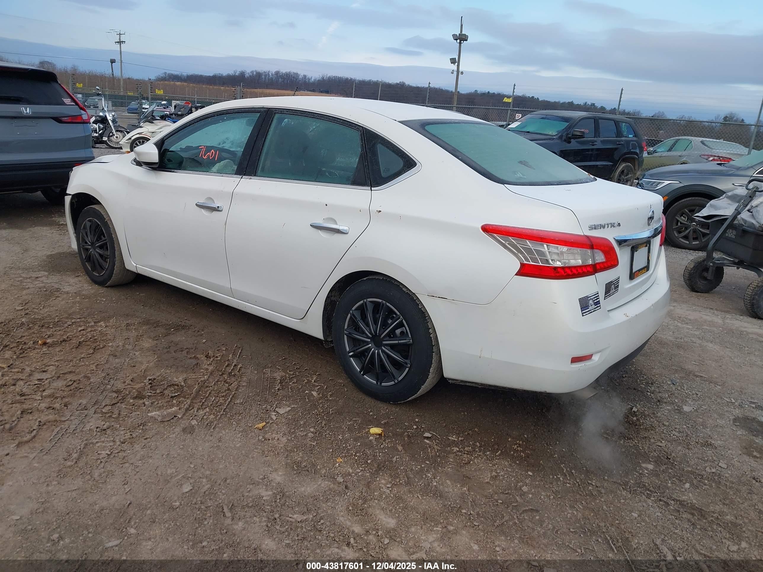 NISSAN SENTRA image 3