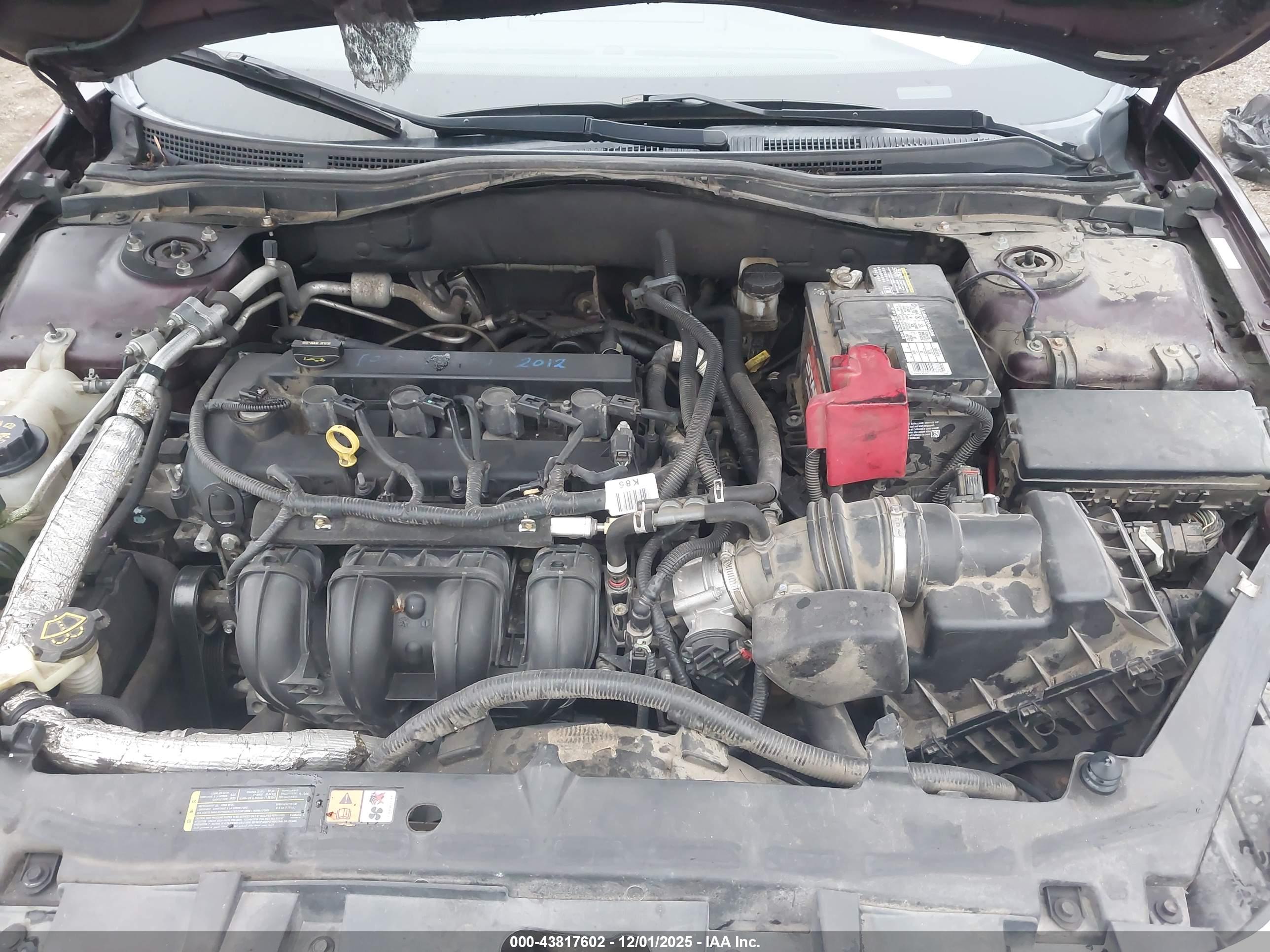 FORD FUSION image 10