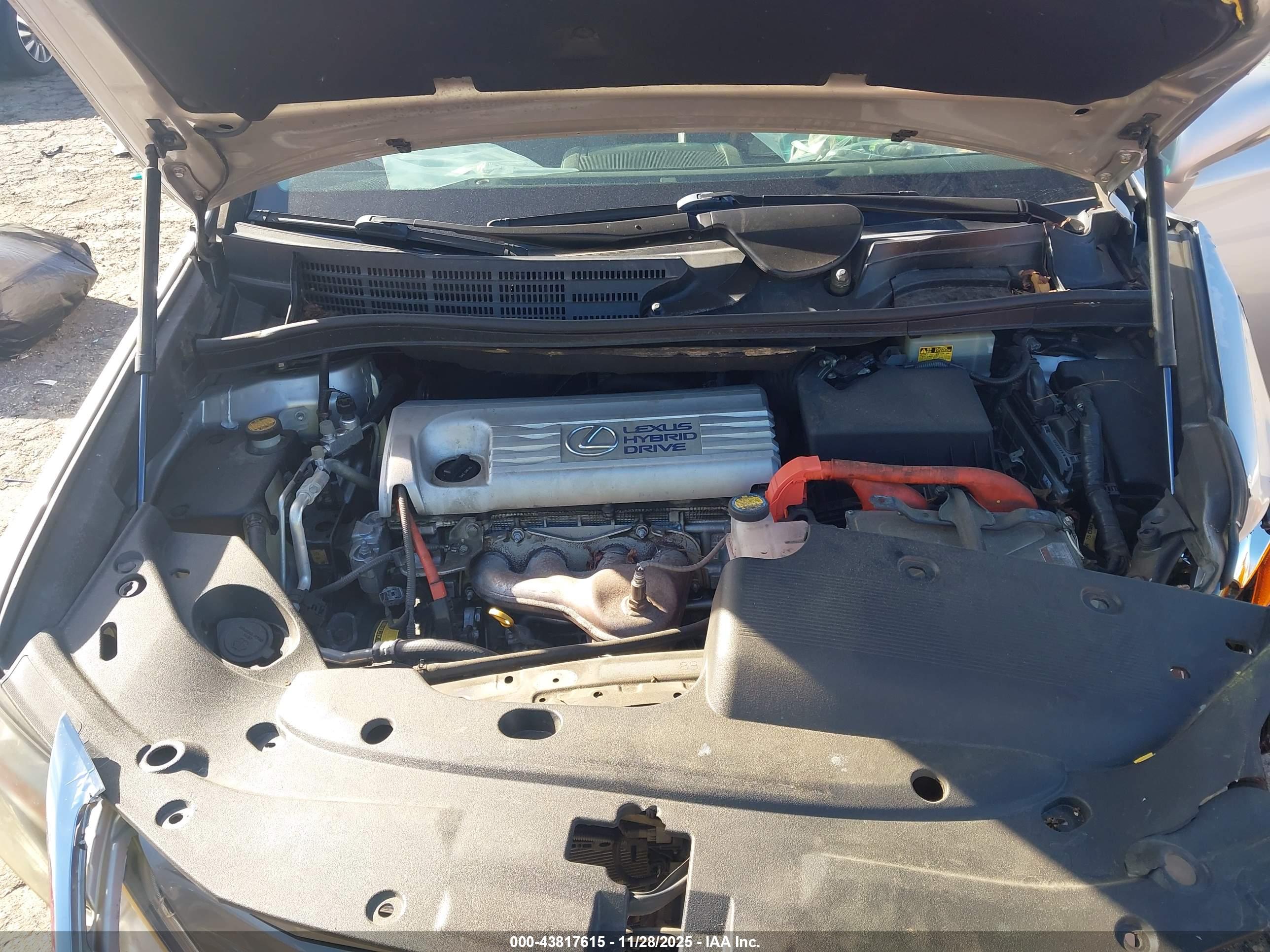 LEXUS HS image 10