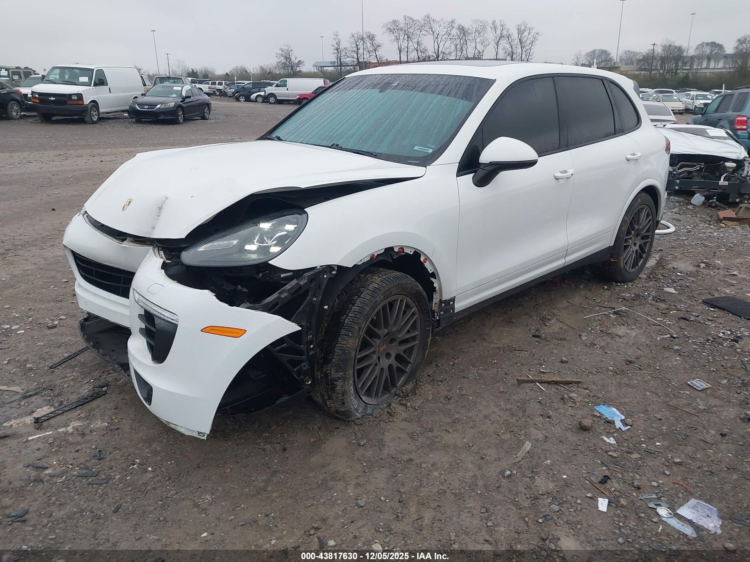 PORSCHE CAYENNE image 2