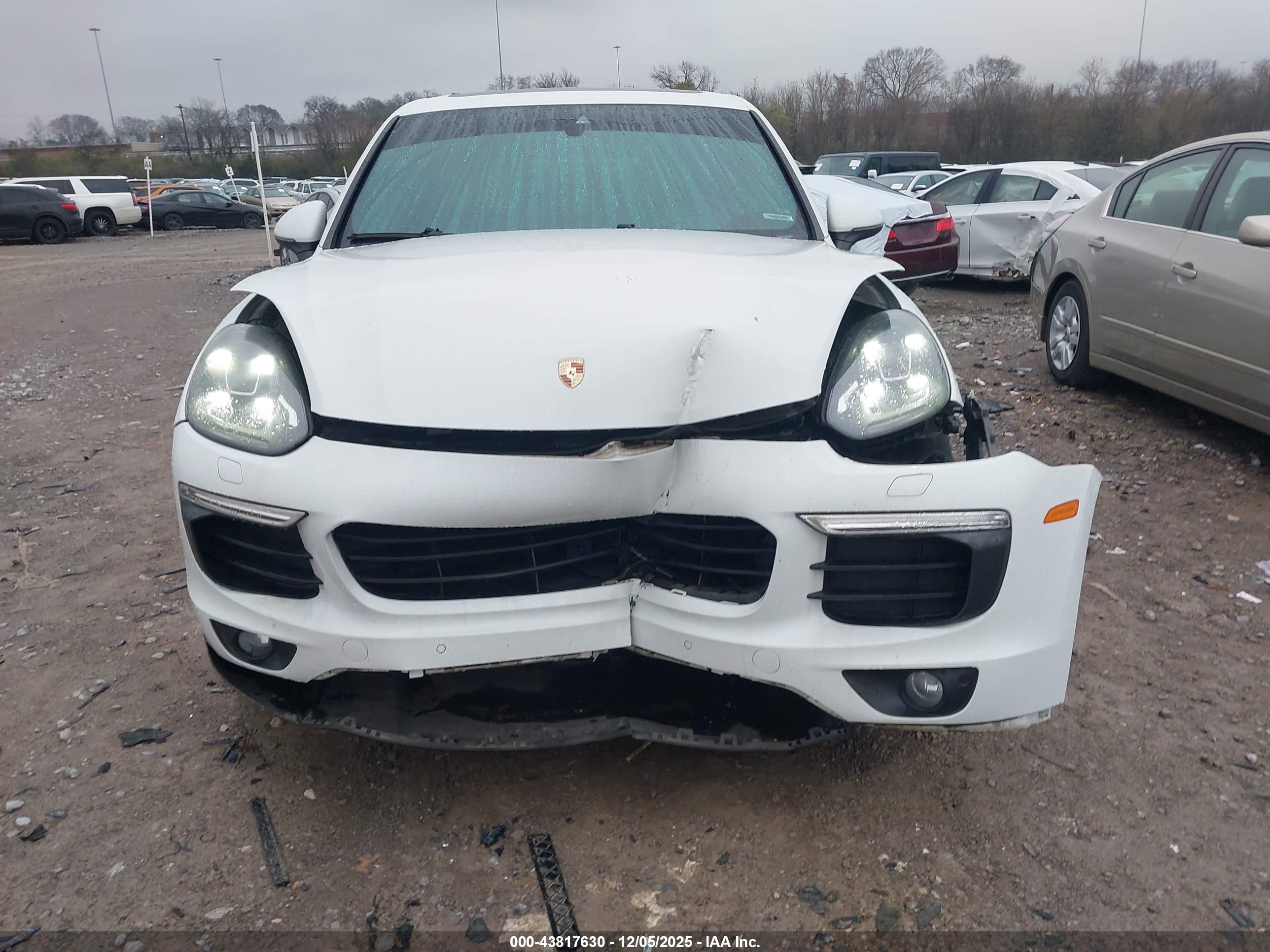 PORSCHE CAYENNE image 6