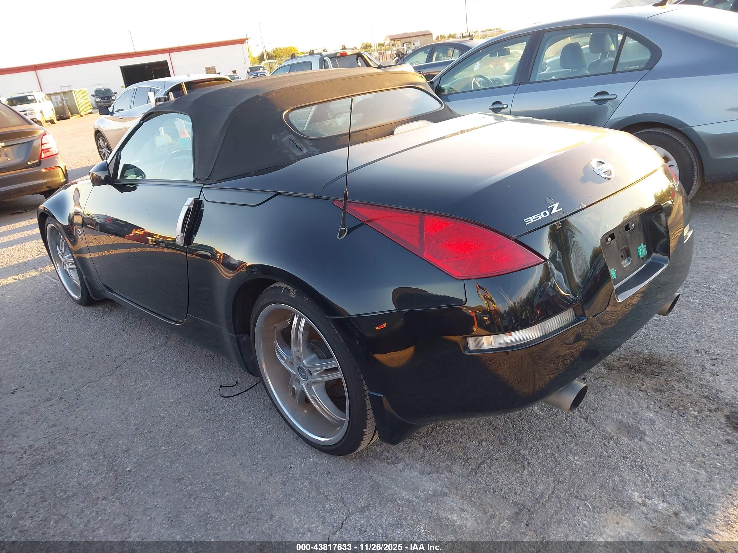 NISSAN 350Z image 3