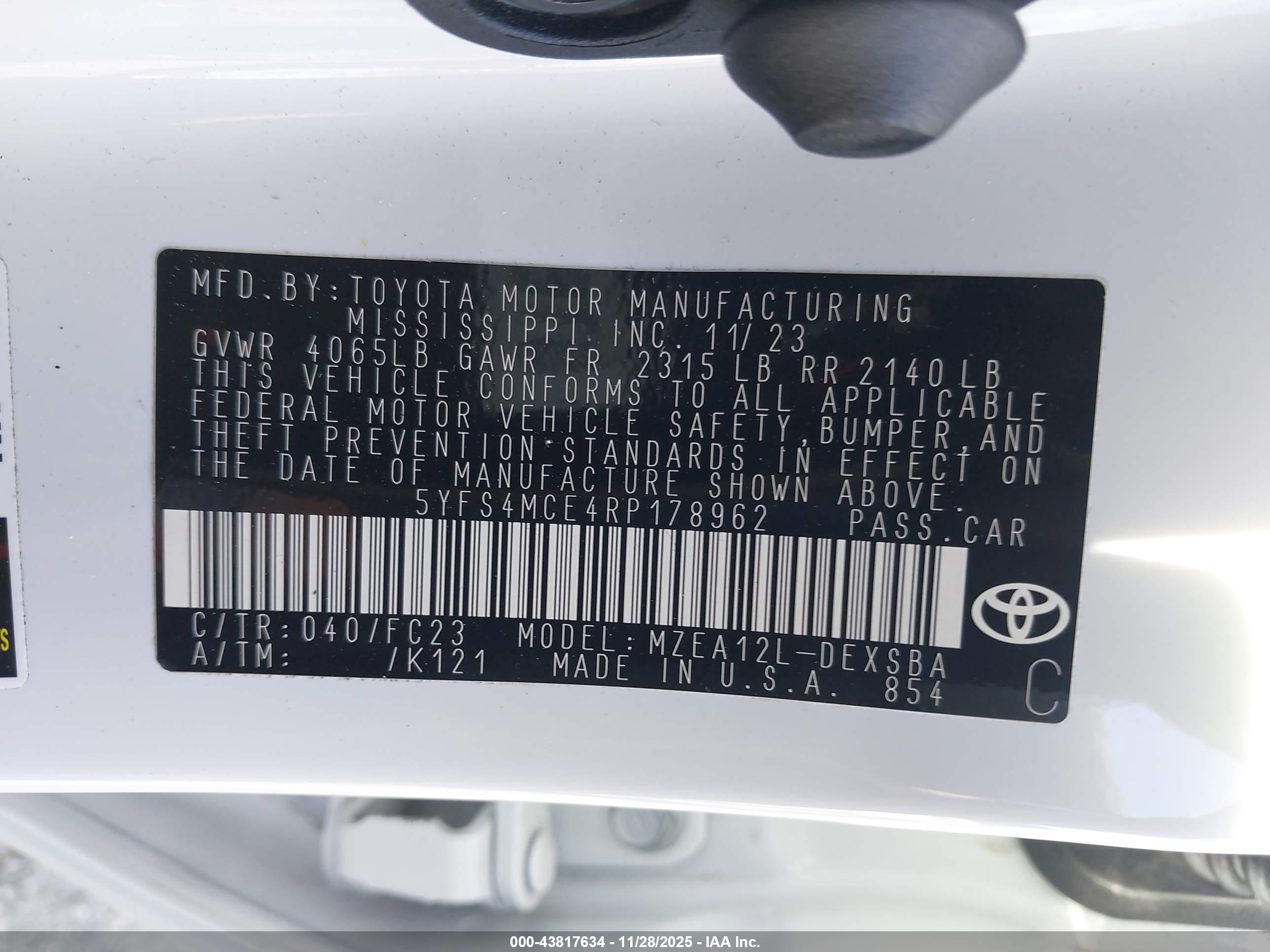 TOYOTA COROLLA image 9