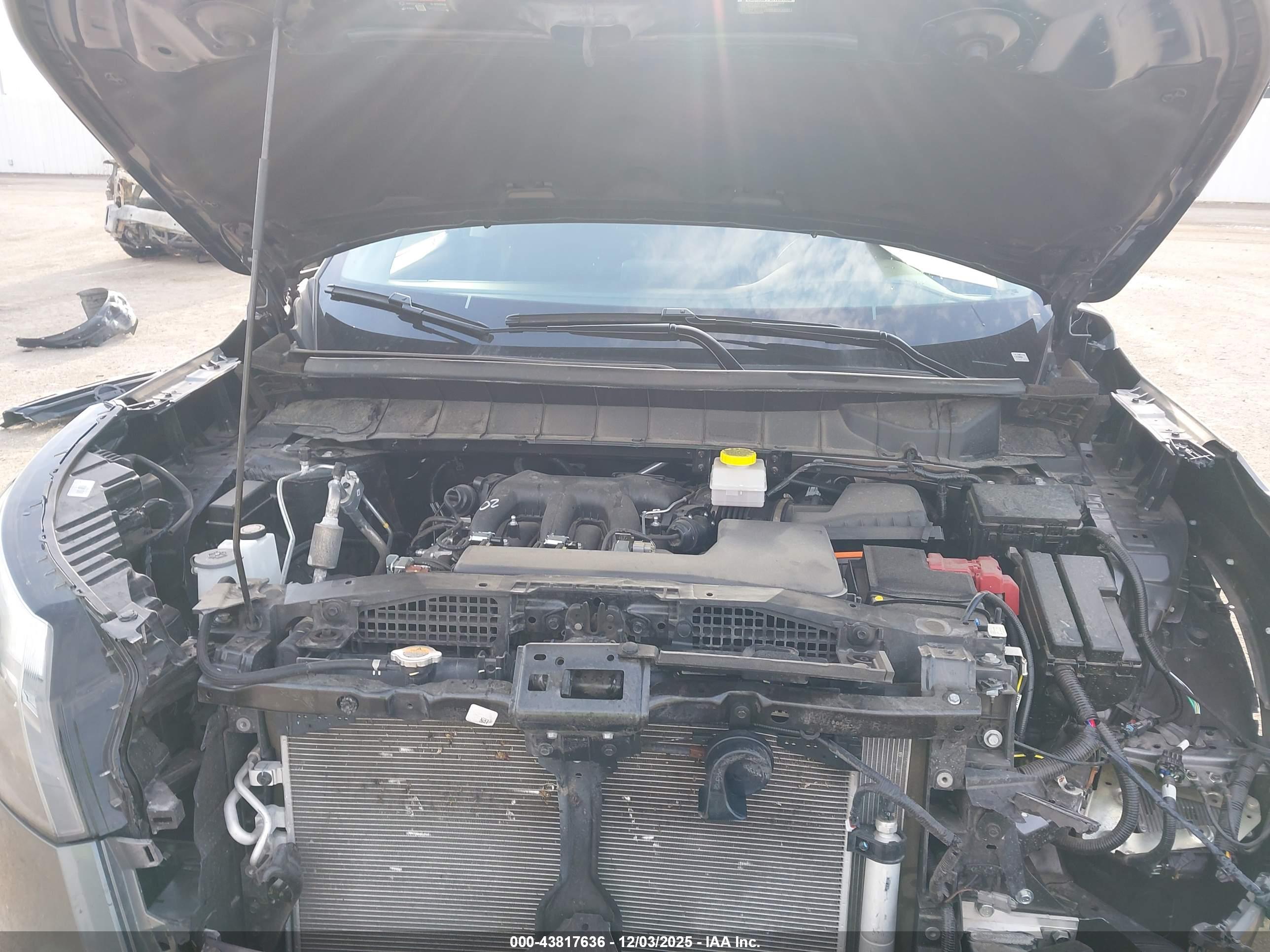 NISSAN PATHFINDER image 10