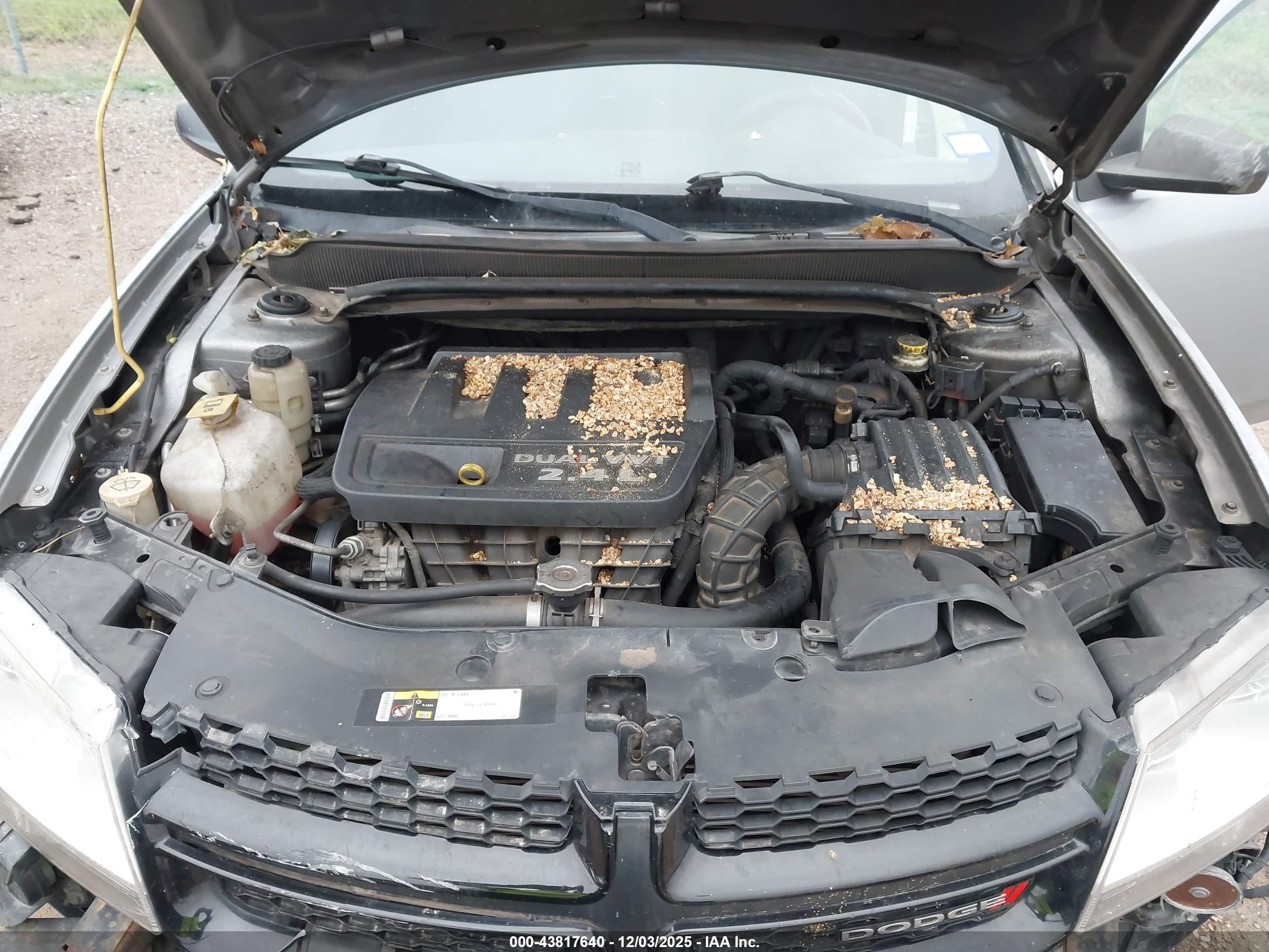 DODGE AVENGER image 10
