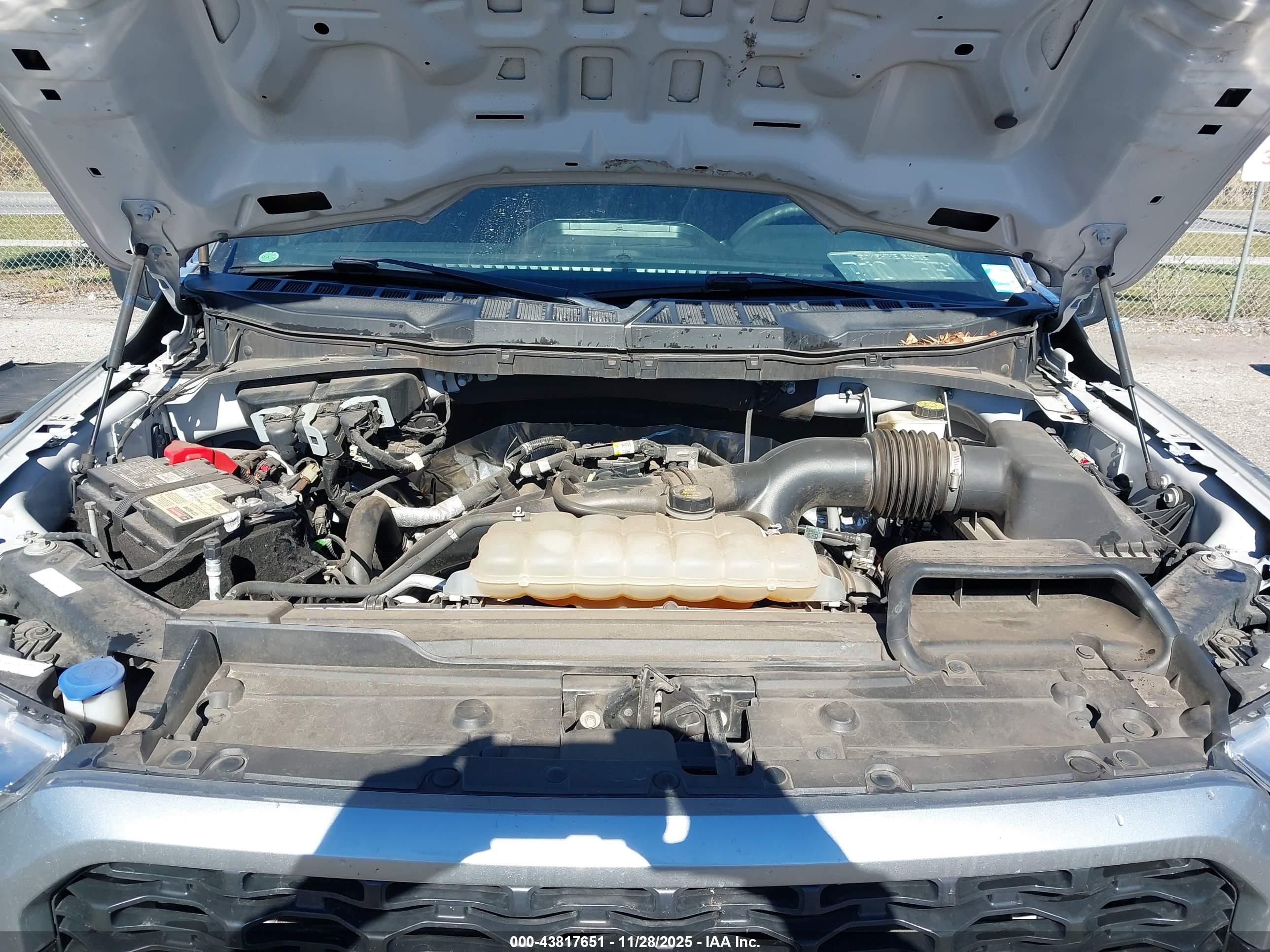 FORD F-150 image 10