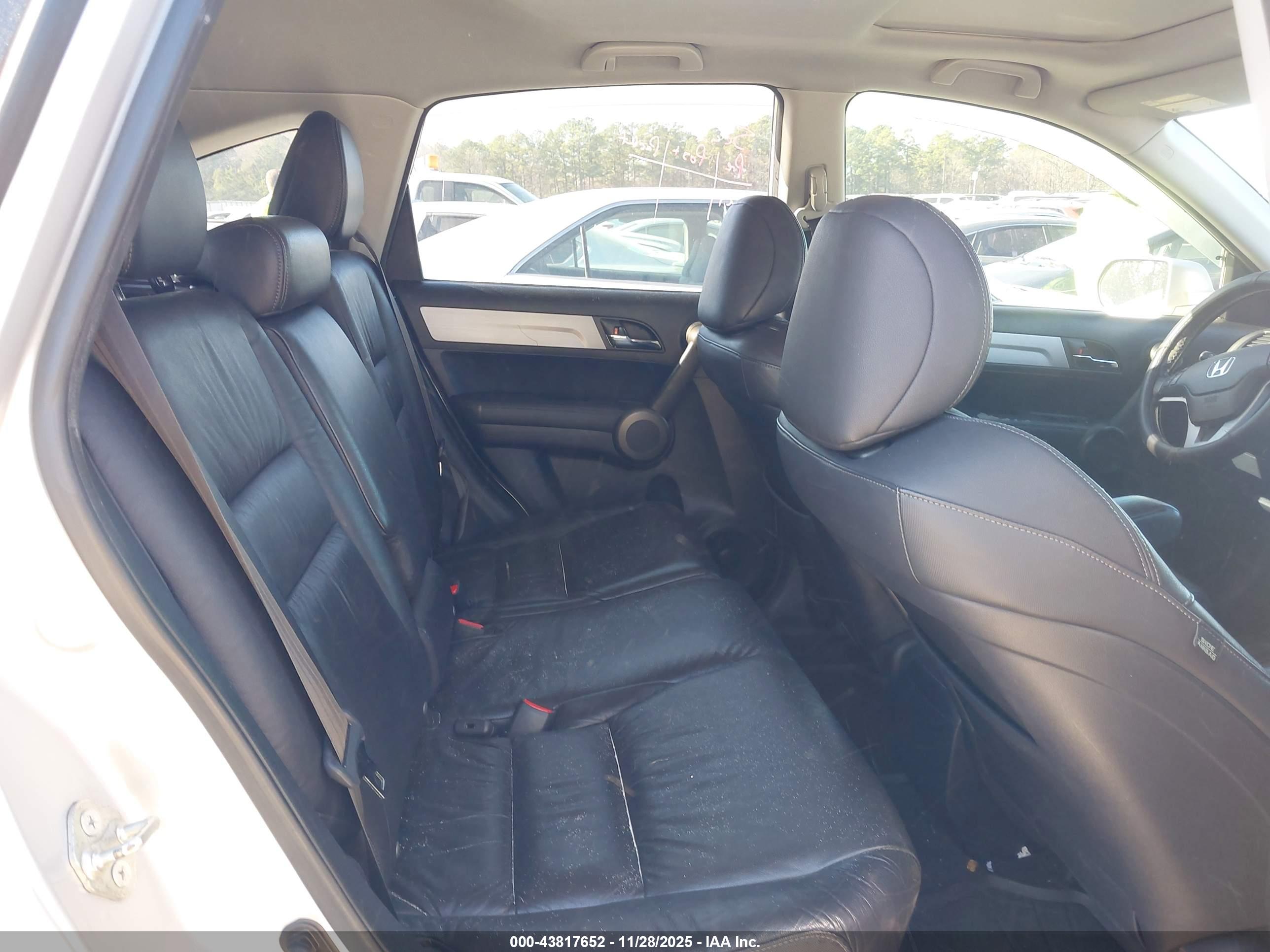 HONDA CR-V image 8