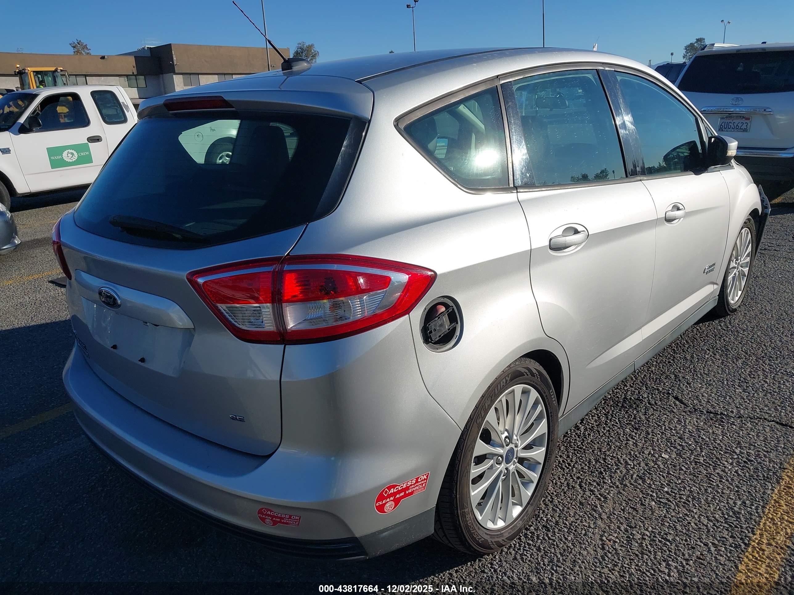 FORD C-MAX image 4