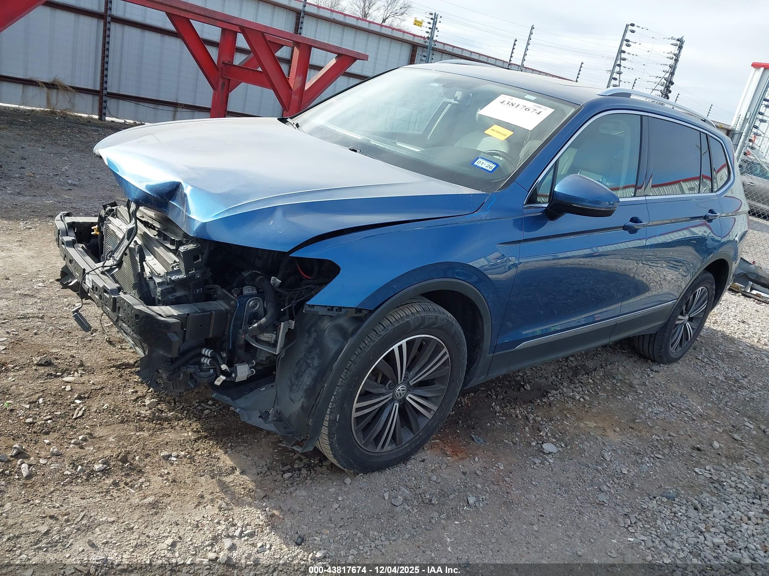 VOLKSWAGEN TIGUAN image 2