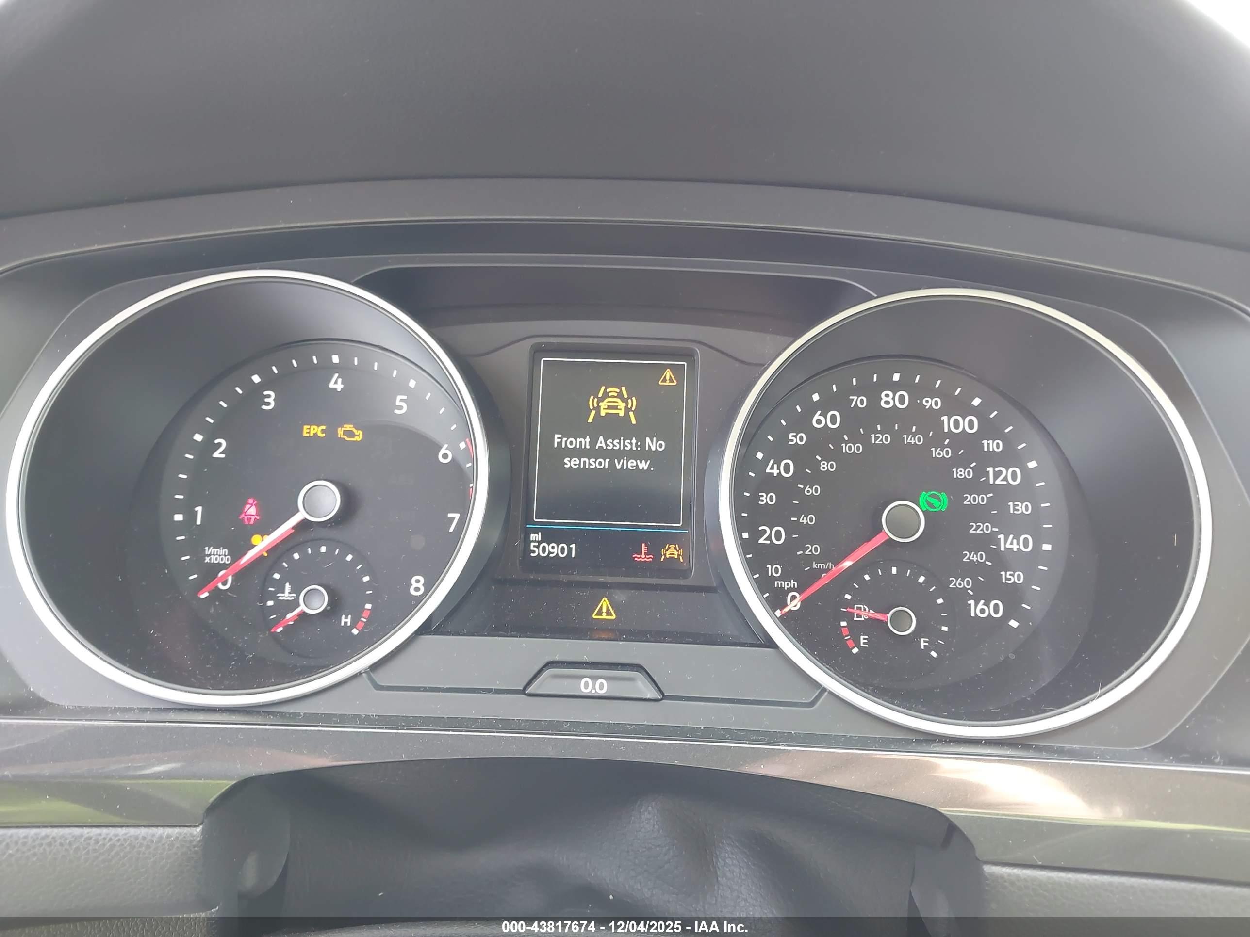 VOLKSWAGEN TIGUAN image 7