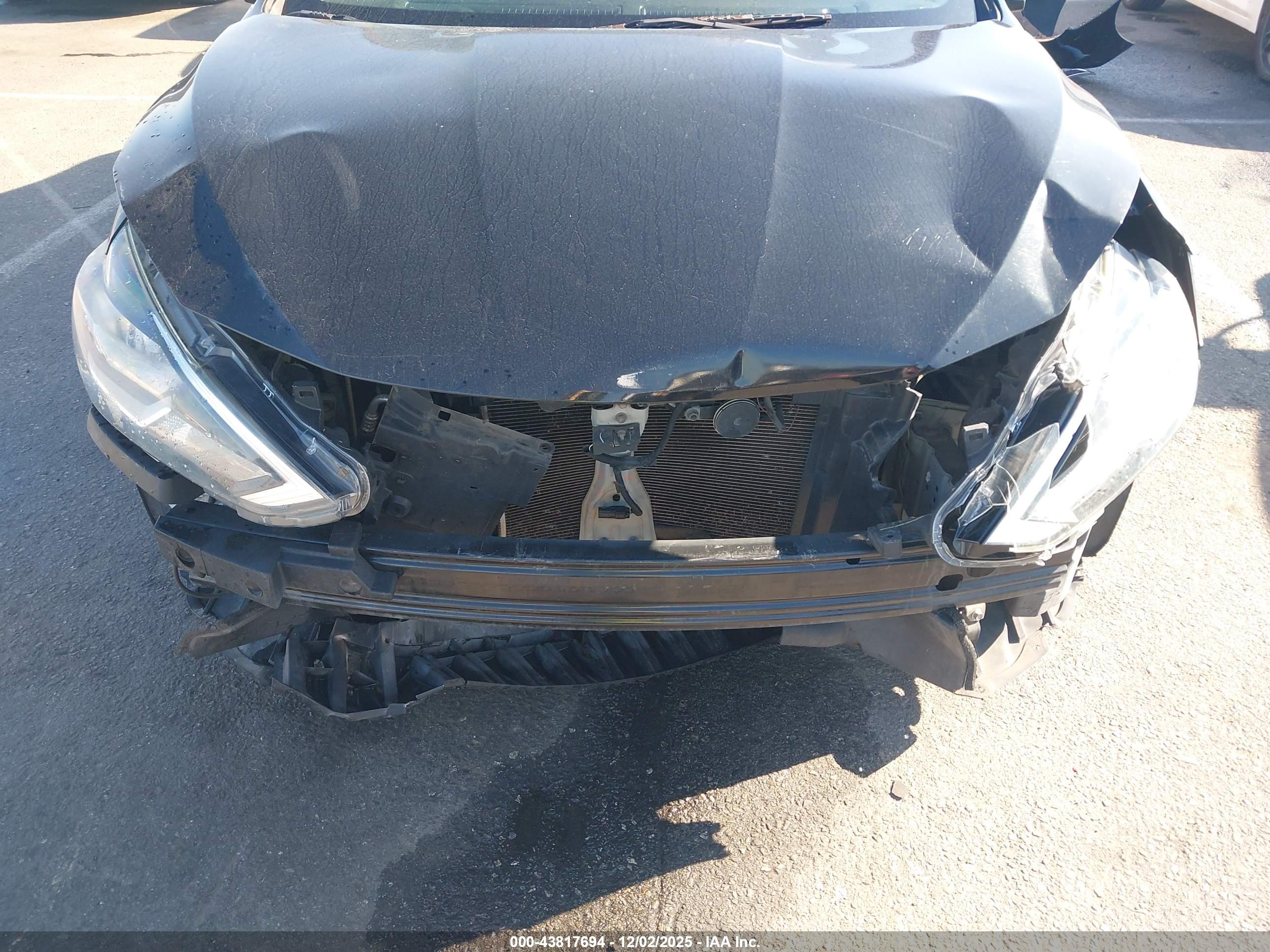 NISSAN SENTRA image 6
