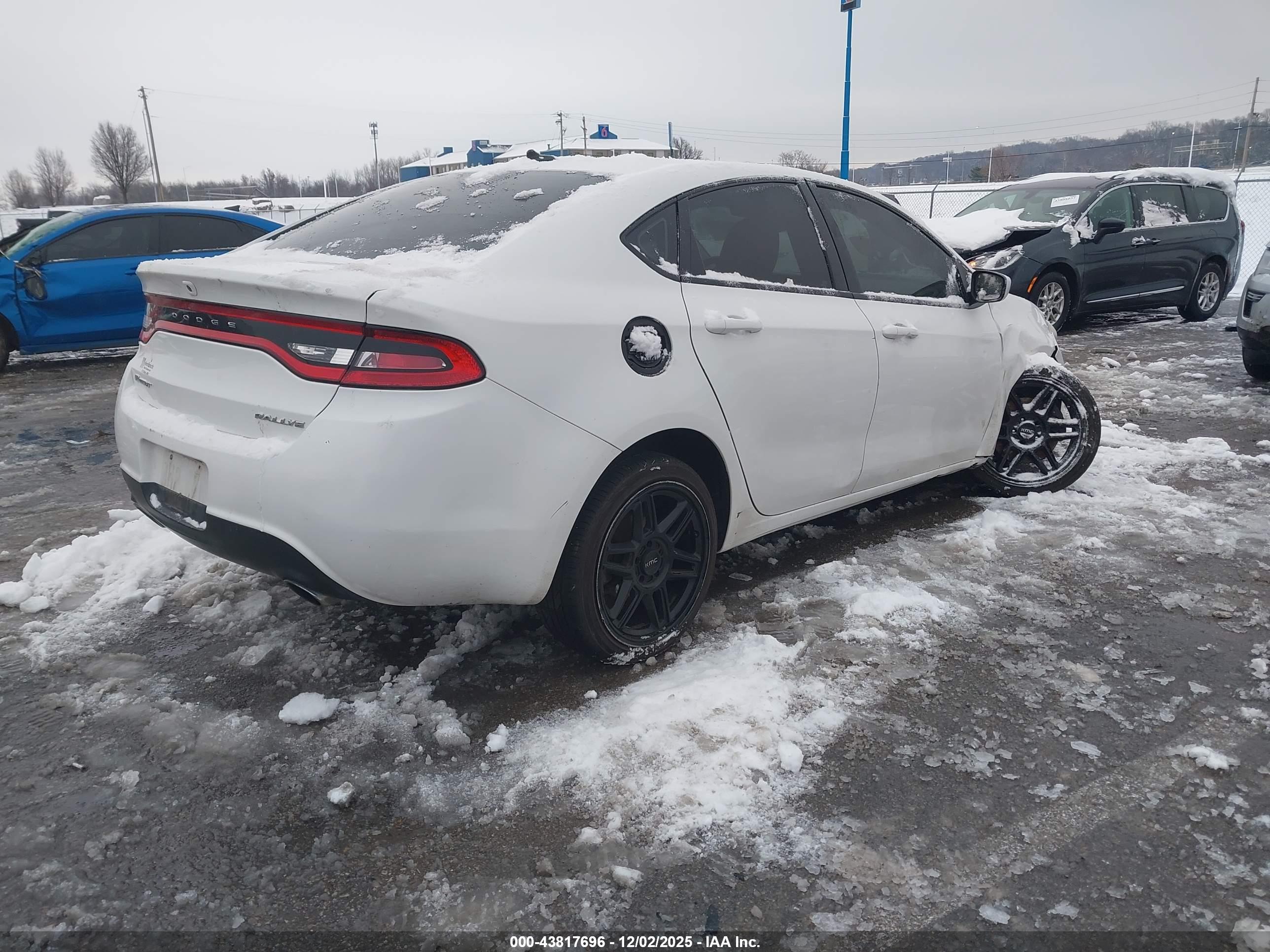DODGE DART image 4