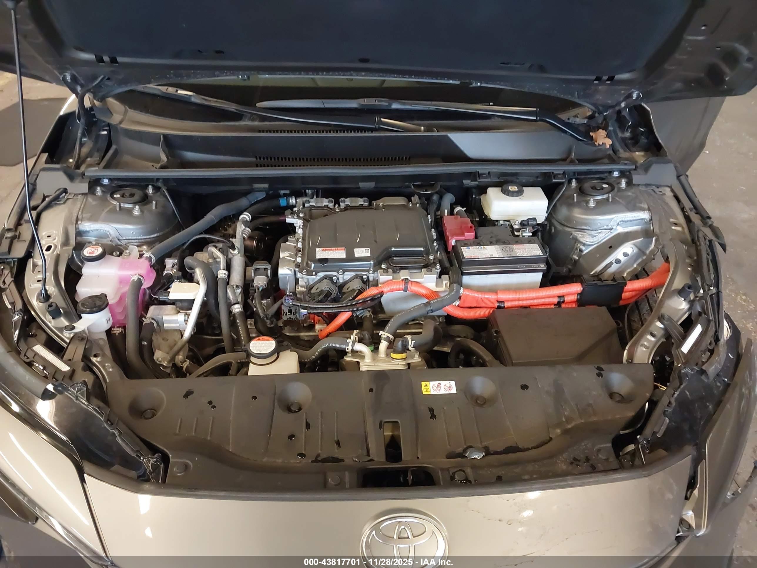 TOYOTA BZ4X image 10