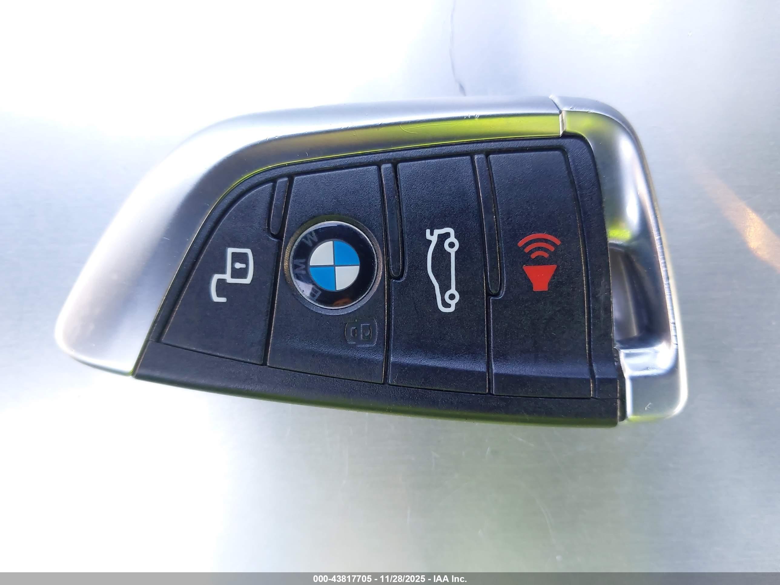 BMW M4 image 11