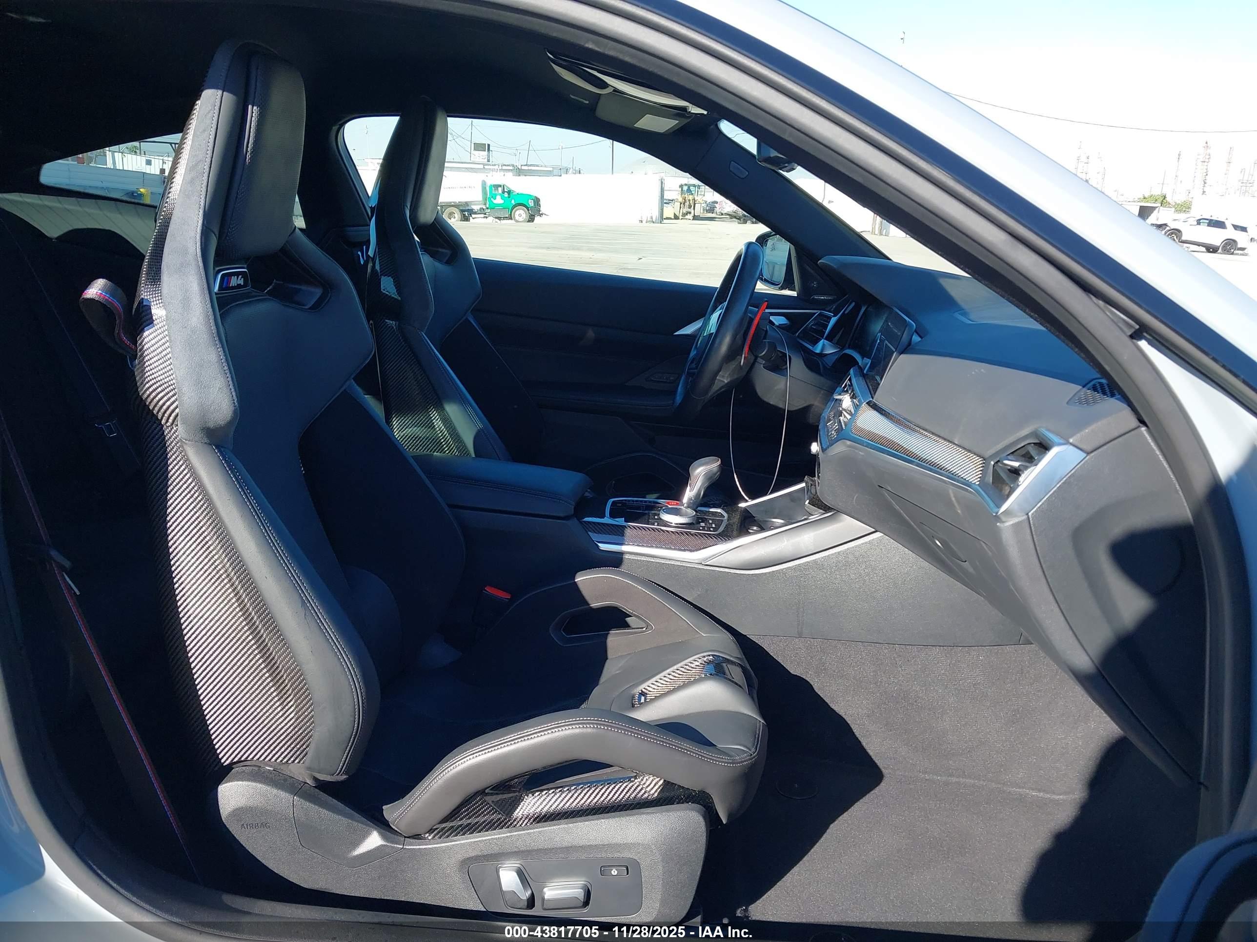 BMW M4 image 5