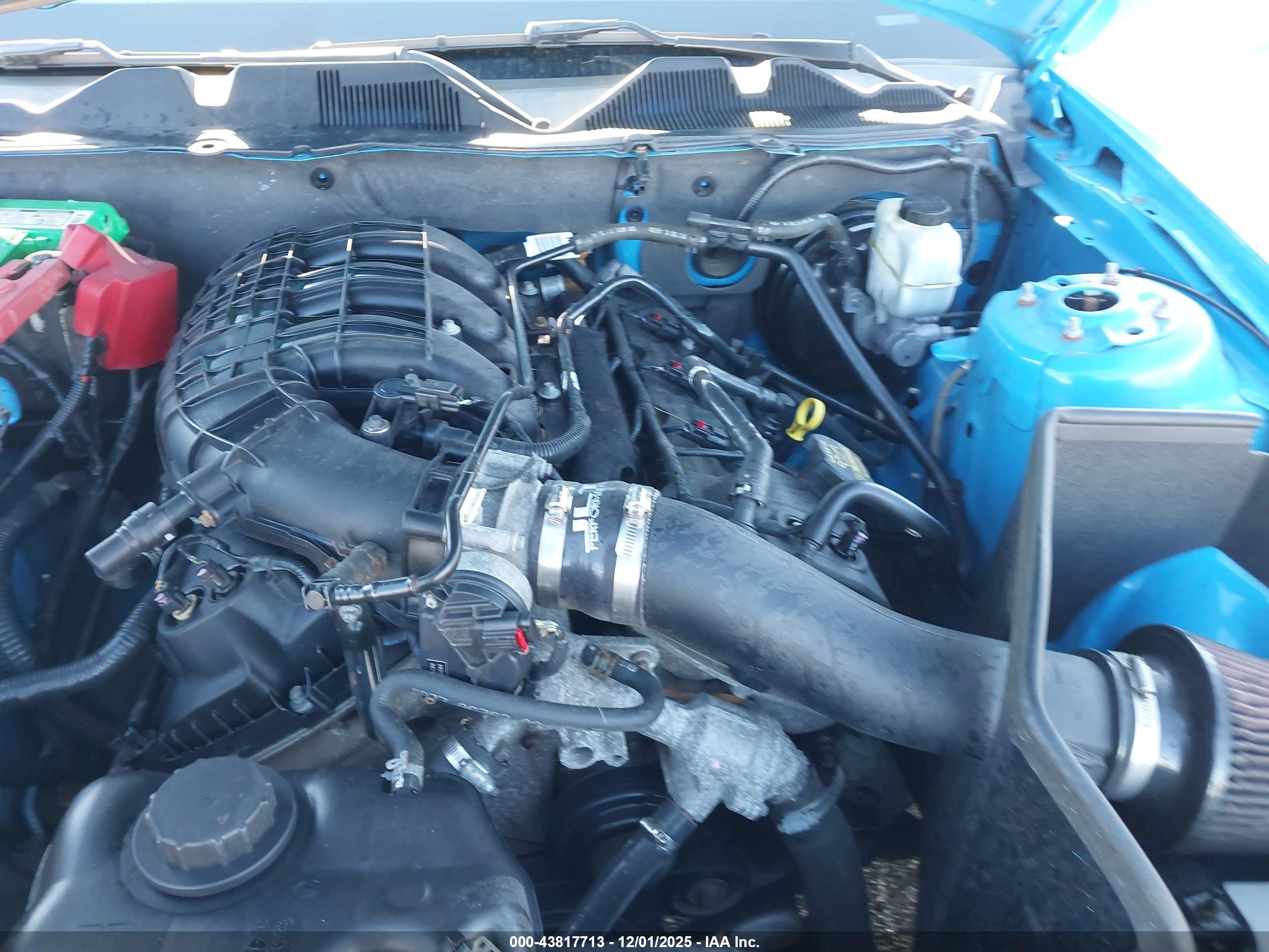 FORD MUSTANG image 10