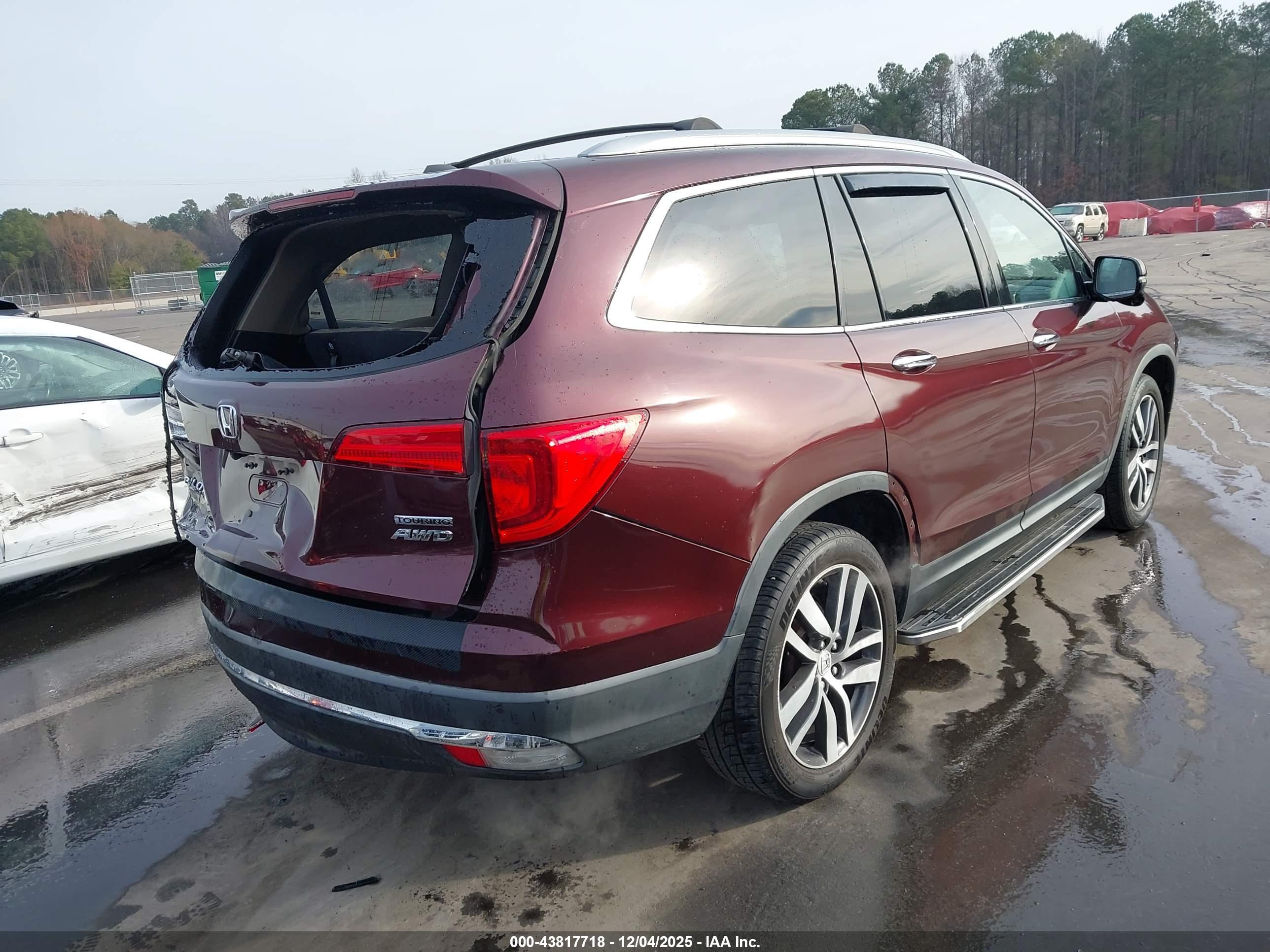 HONDA PILOT image 4