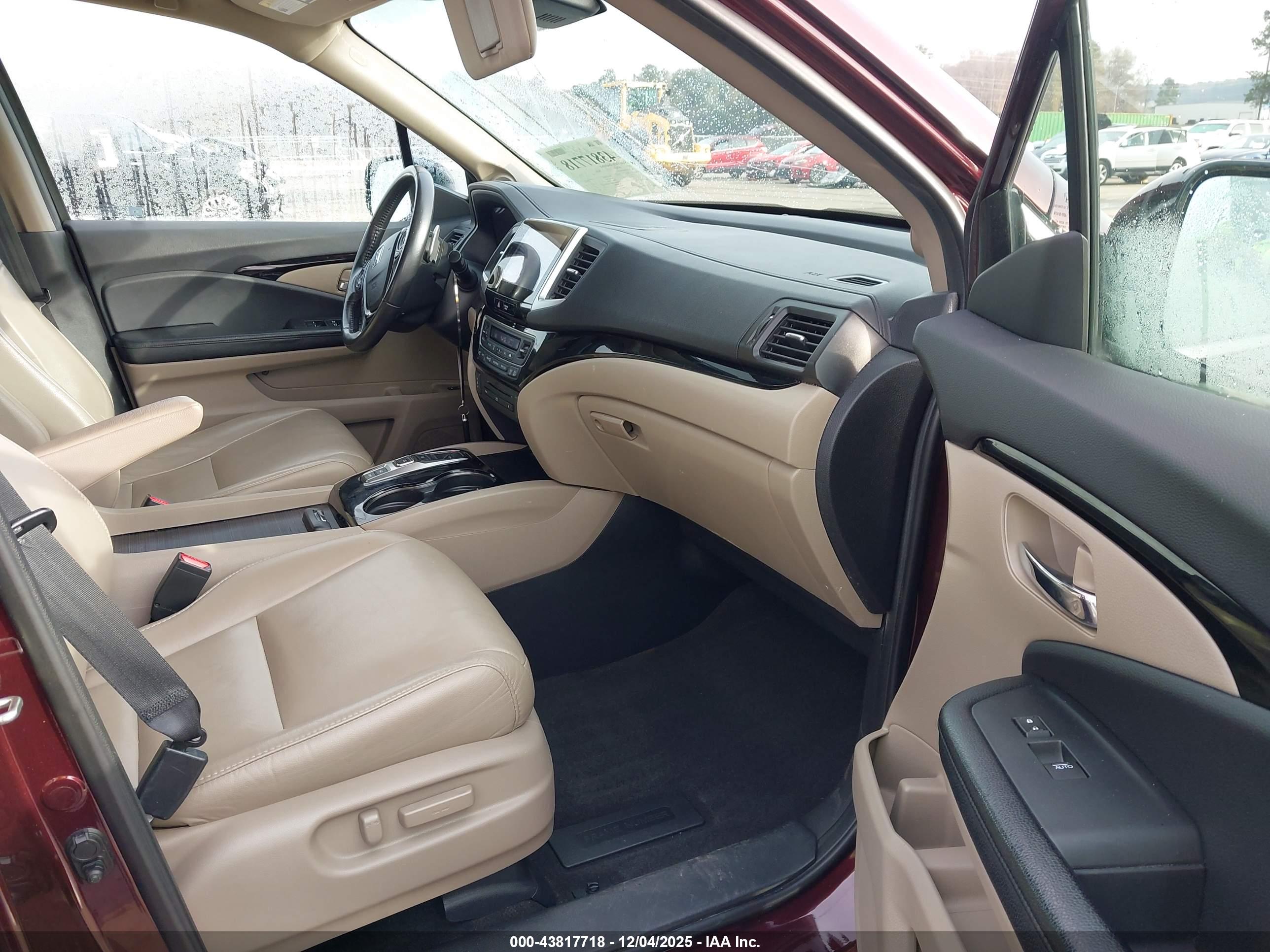 HONDA PILOT image 5