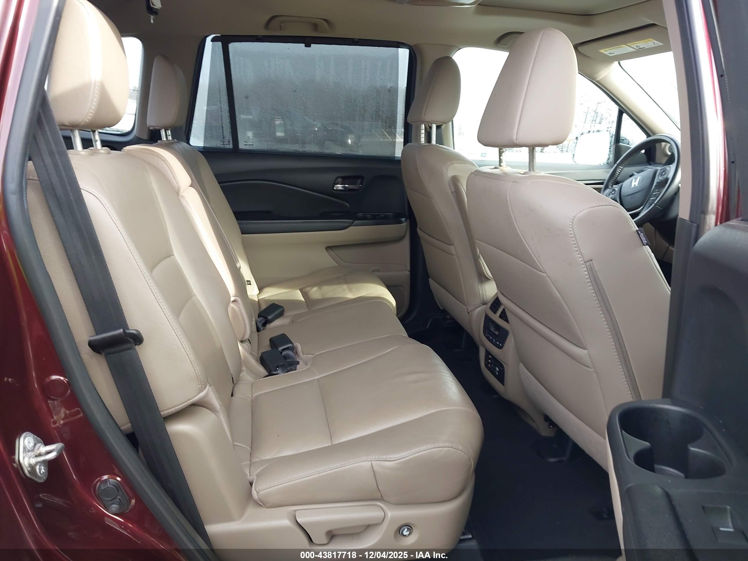 HONDA PILOT image 8