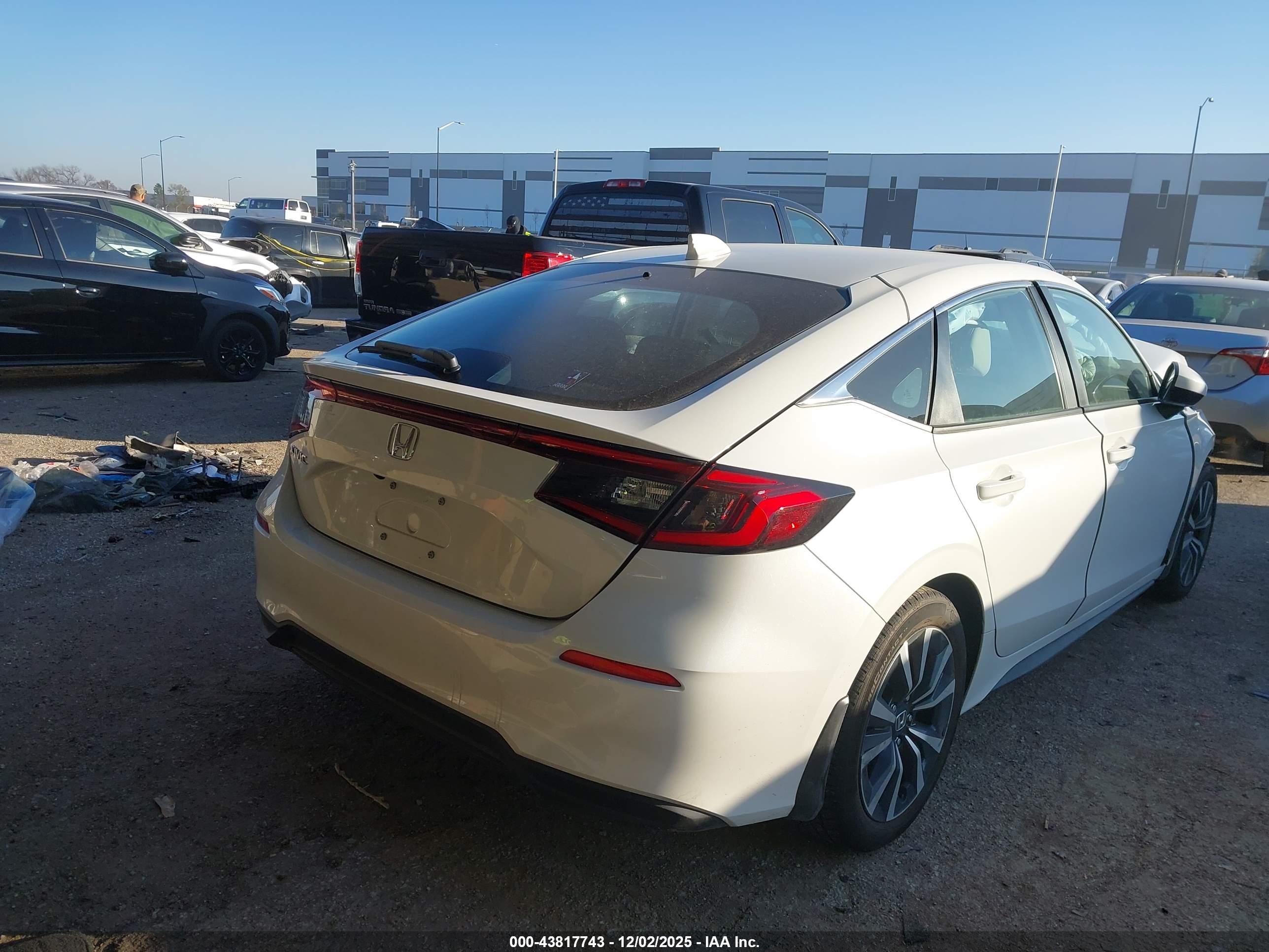 HONDA CIVIC image 4