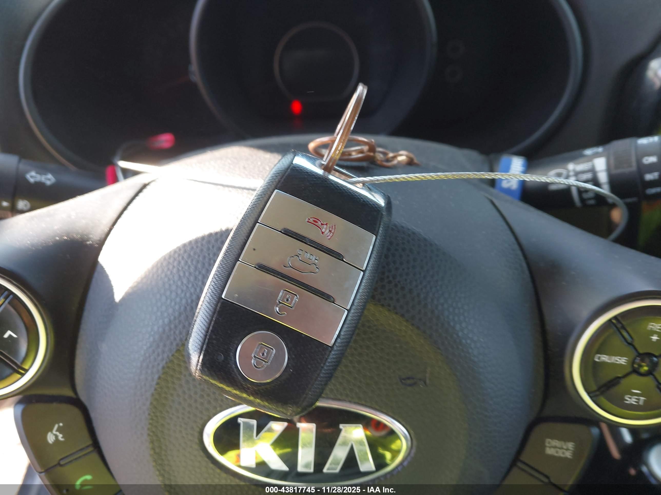 KIA SOUL image 11