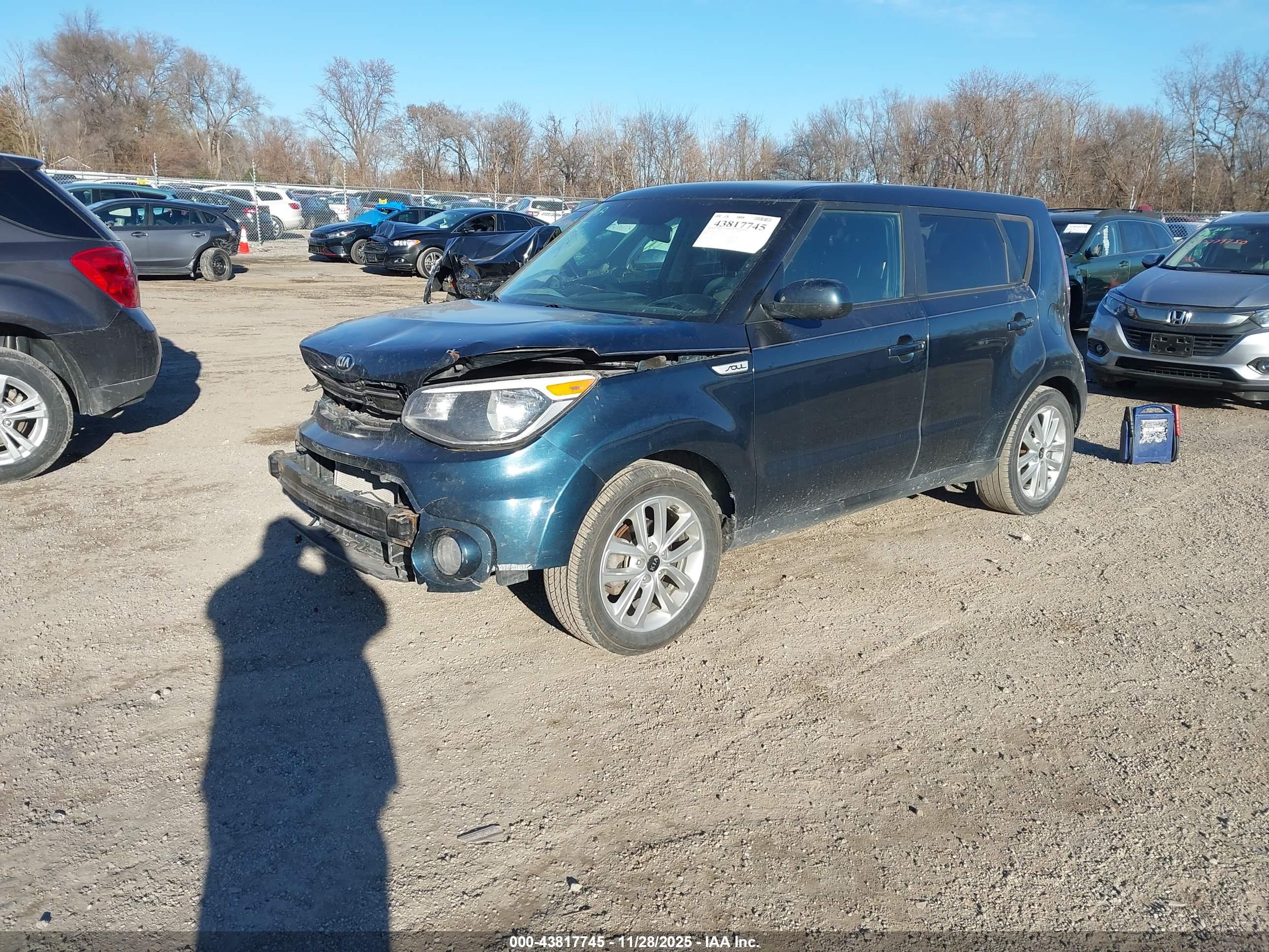 KIA SOUL image 2
