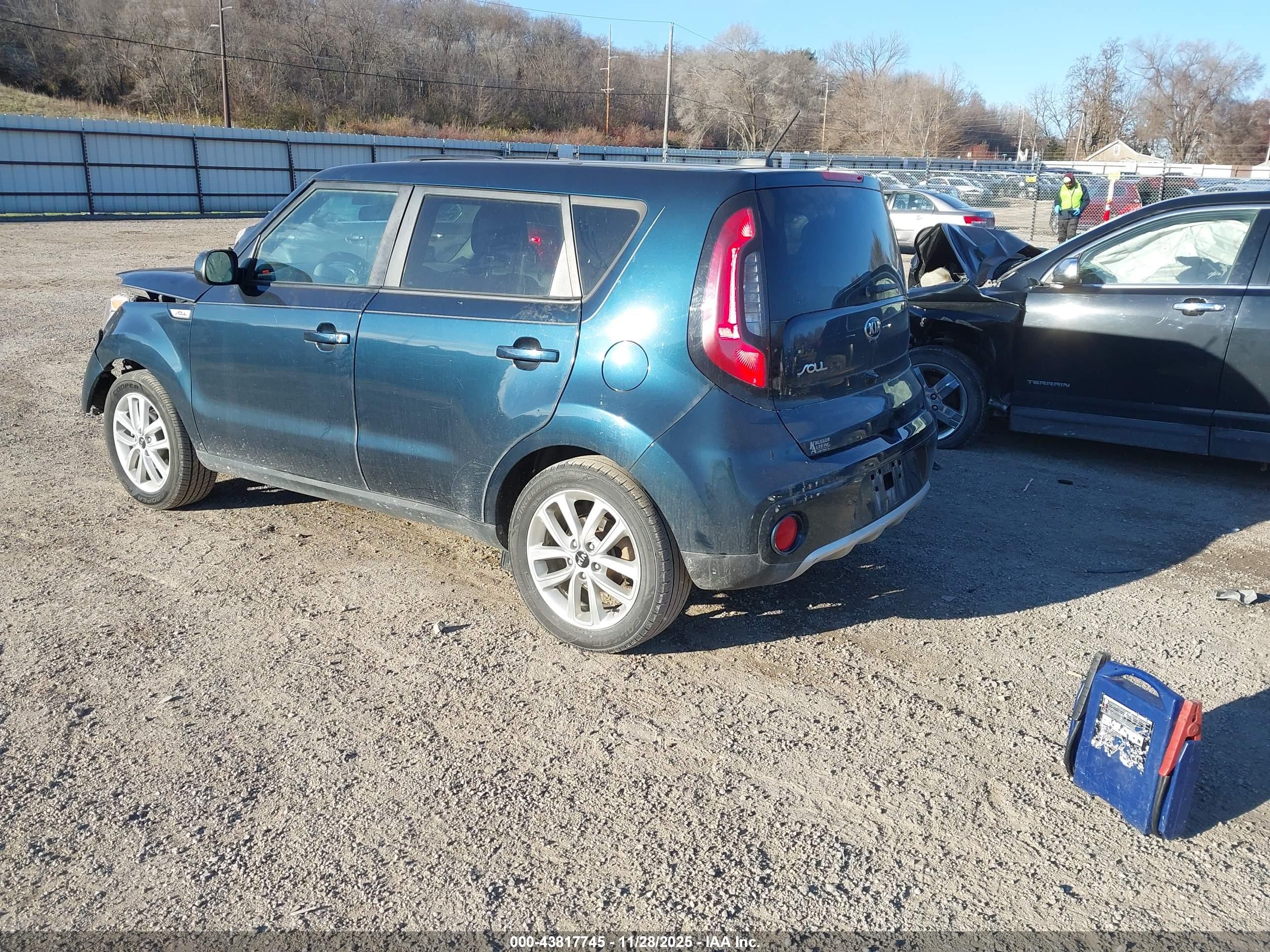 KIA SOUL image 3