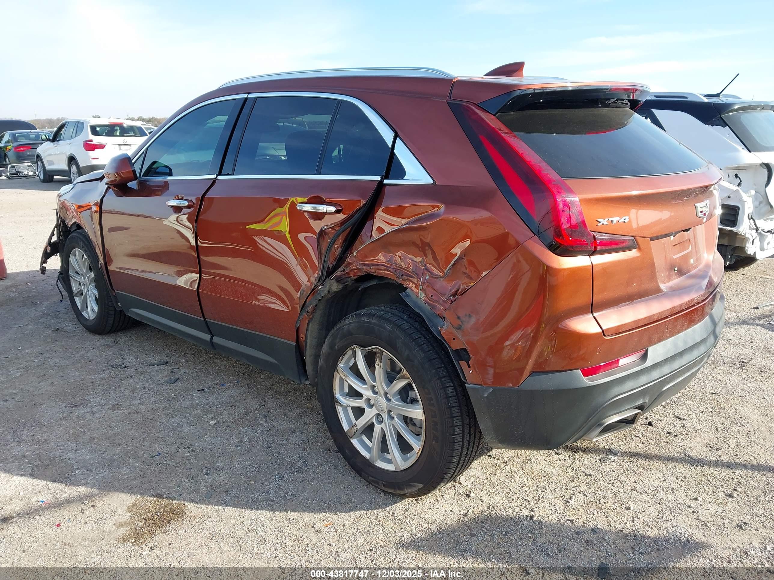 CADILLAC XT4 image 3