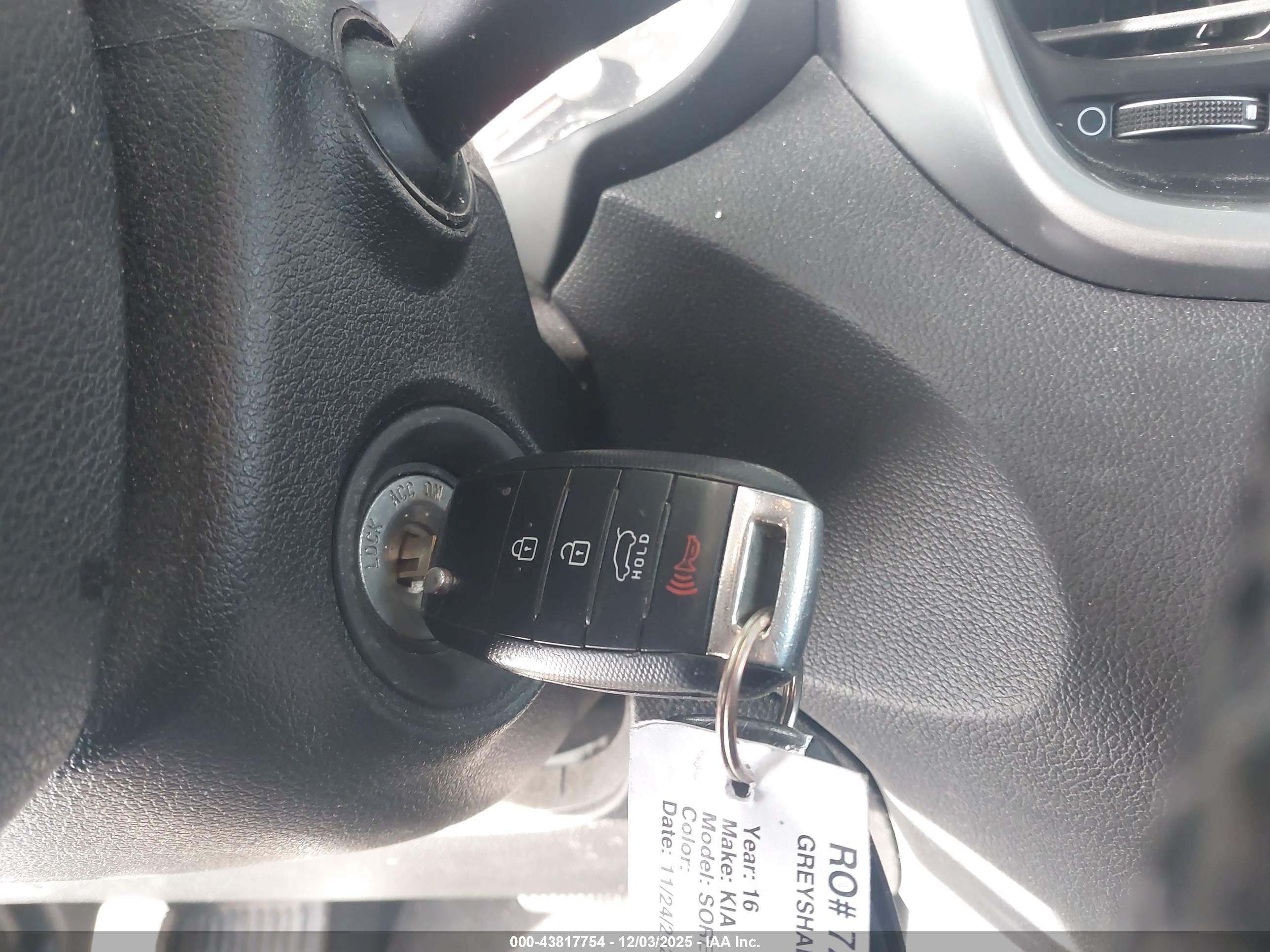 KIA SORENTO image 11