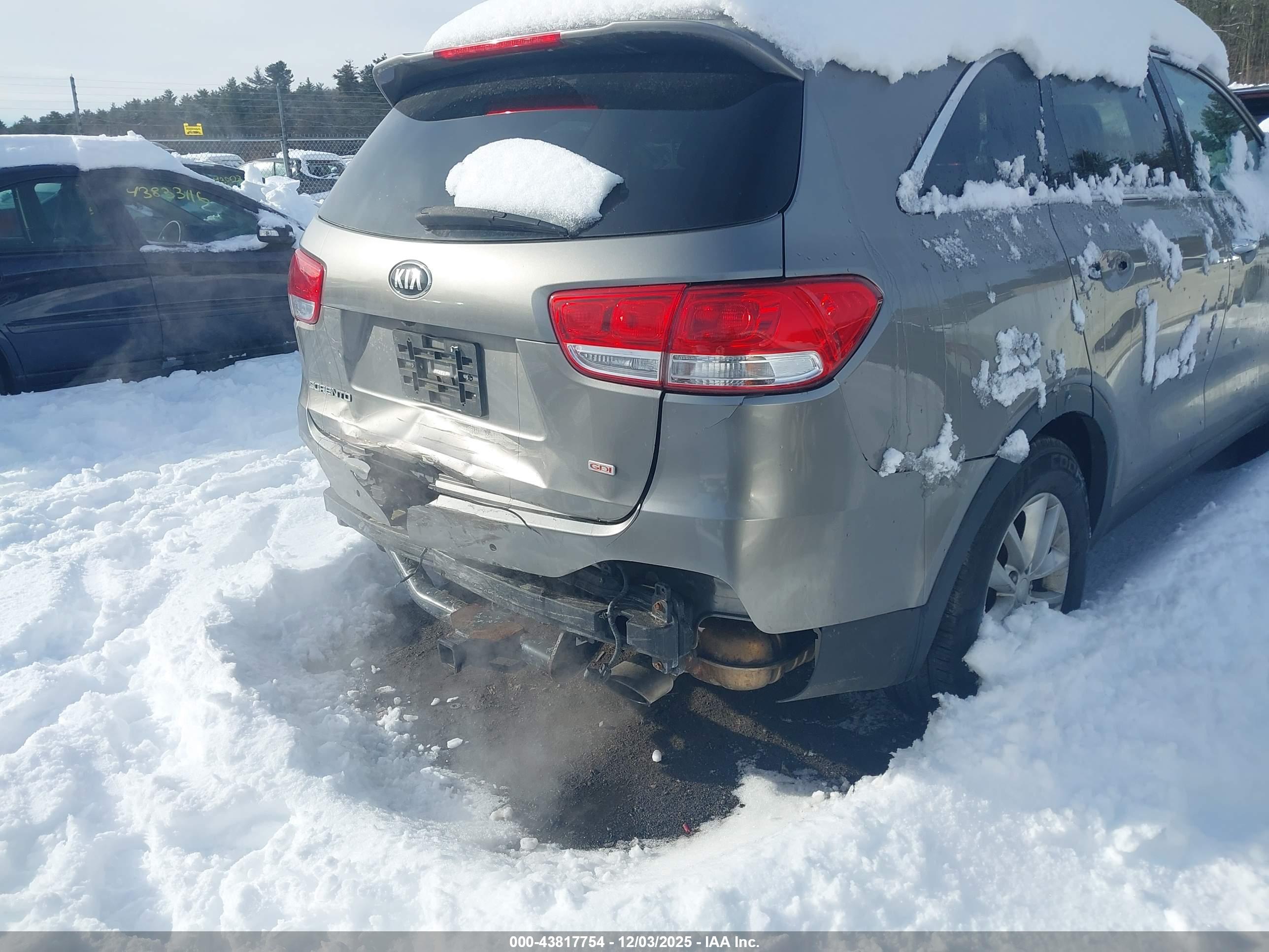 KIA SORENTO image 6
