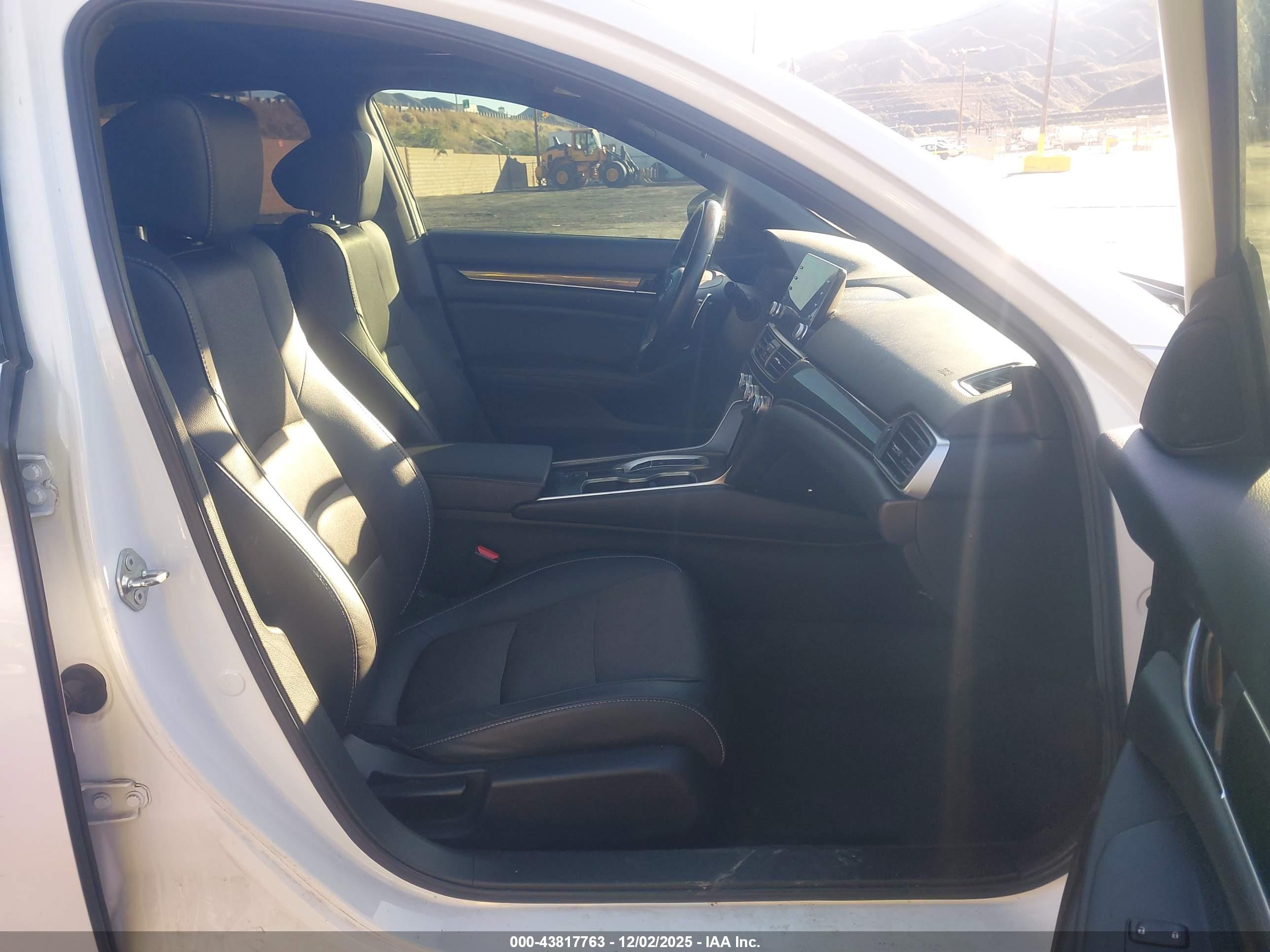HONDA ACCORD image 5