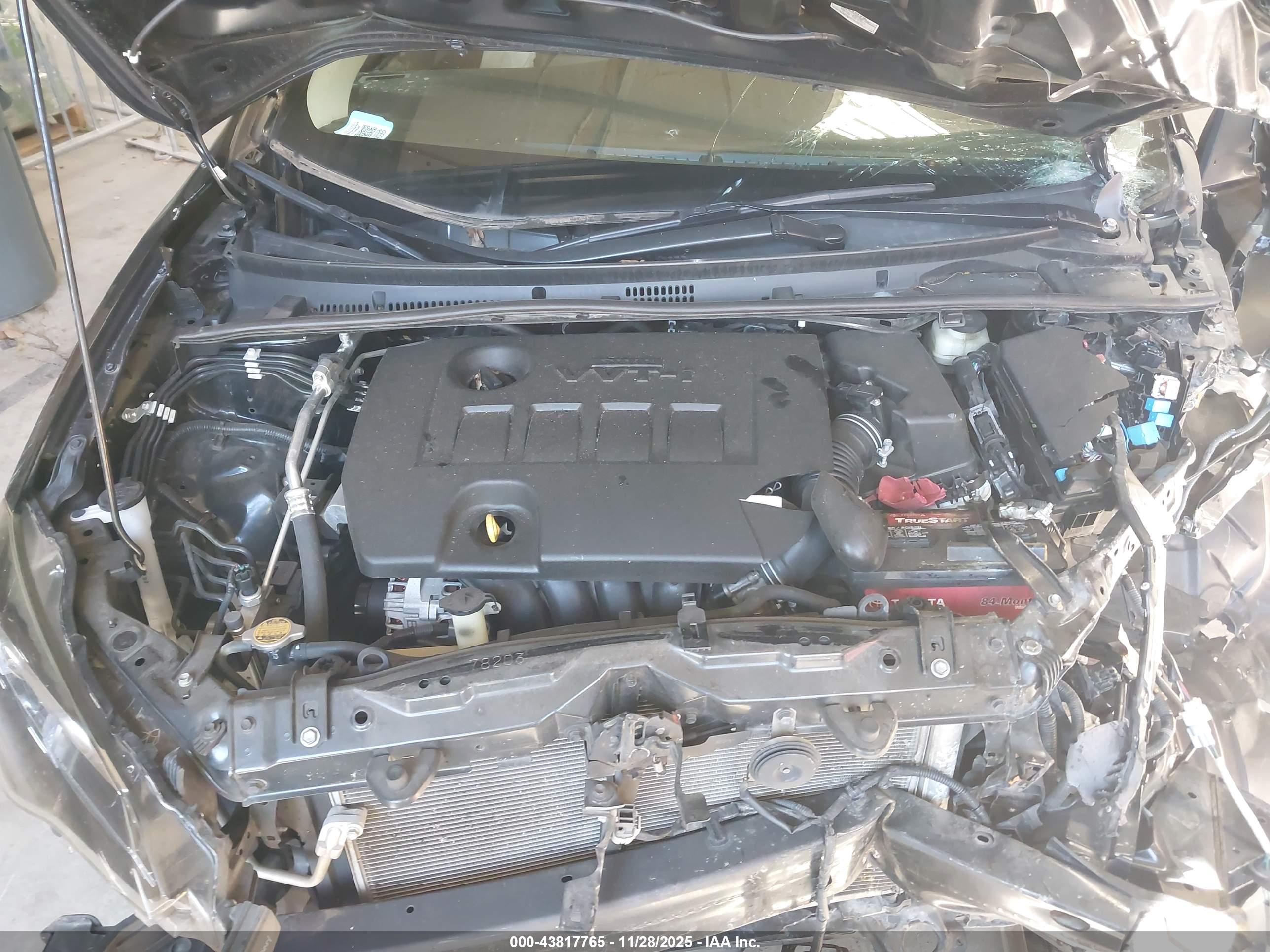 TOYOTA COROLLA image 10