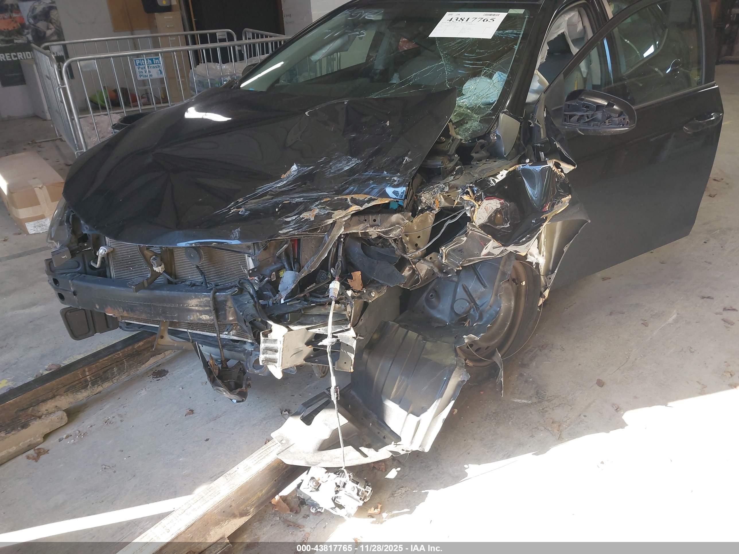 TOYOTA COROLLA image 6