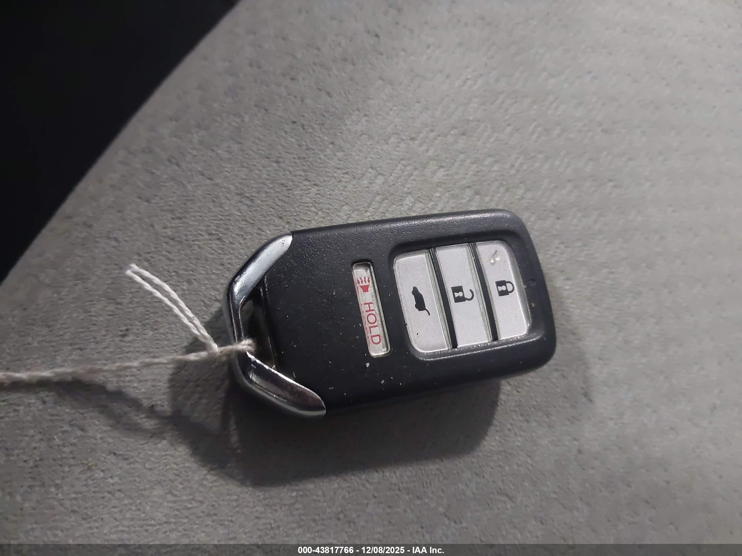 HONDA CR-V image 11