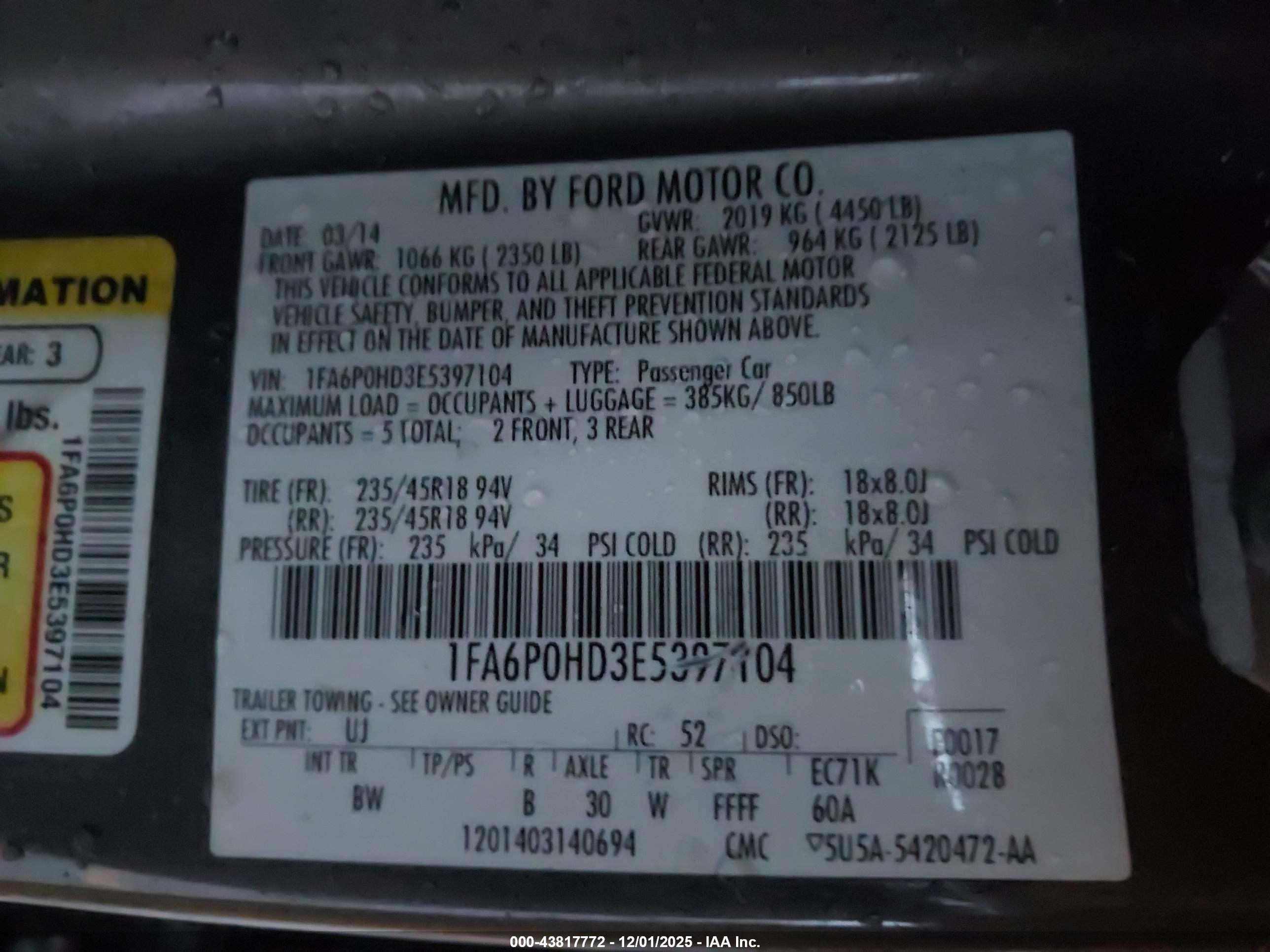 FORD FUSION image 9