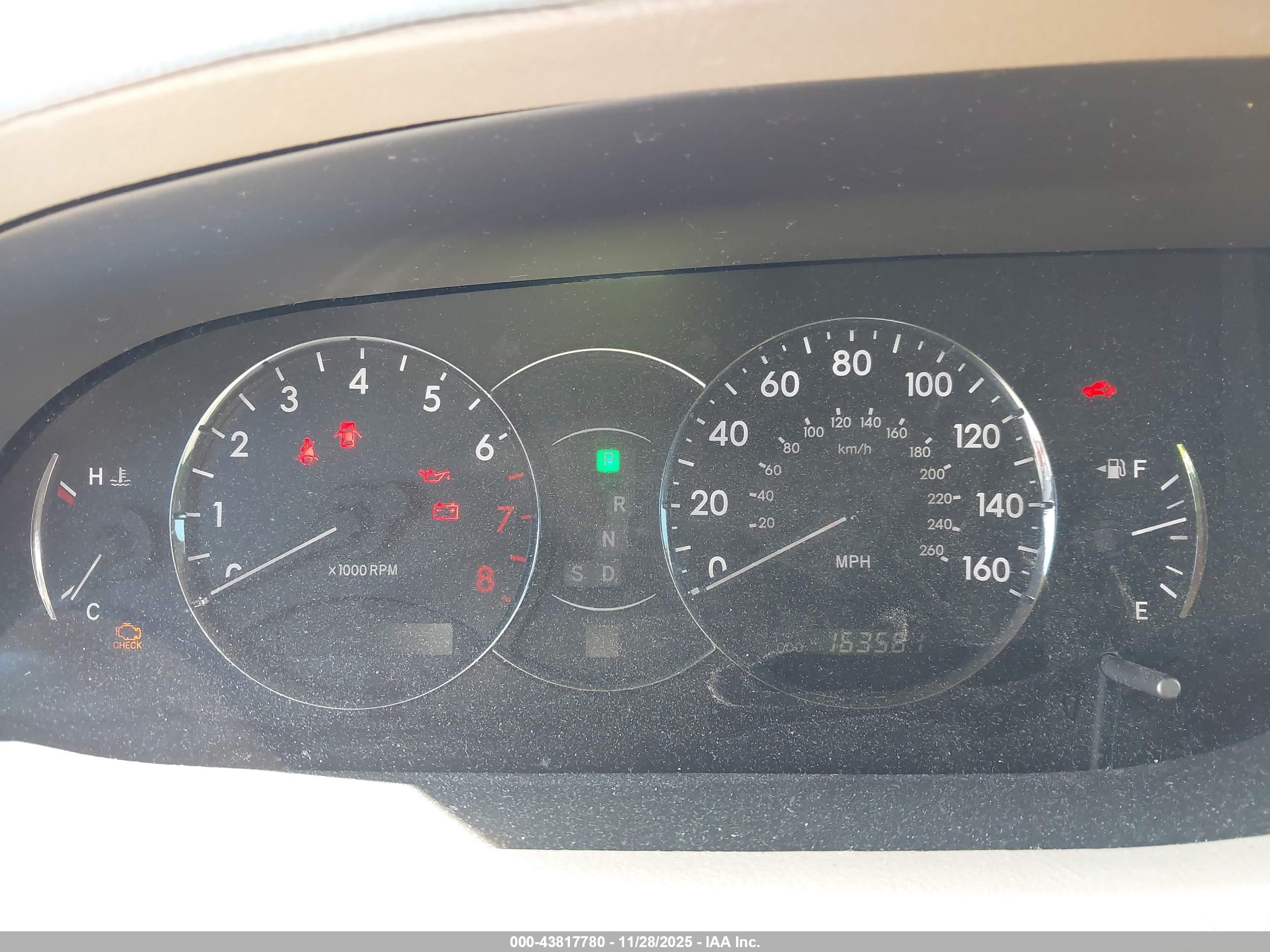 TOYOTA AVALON image 7