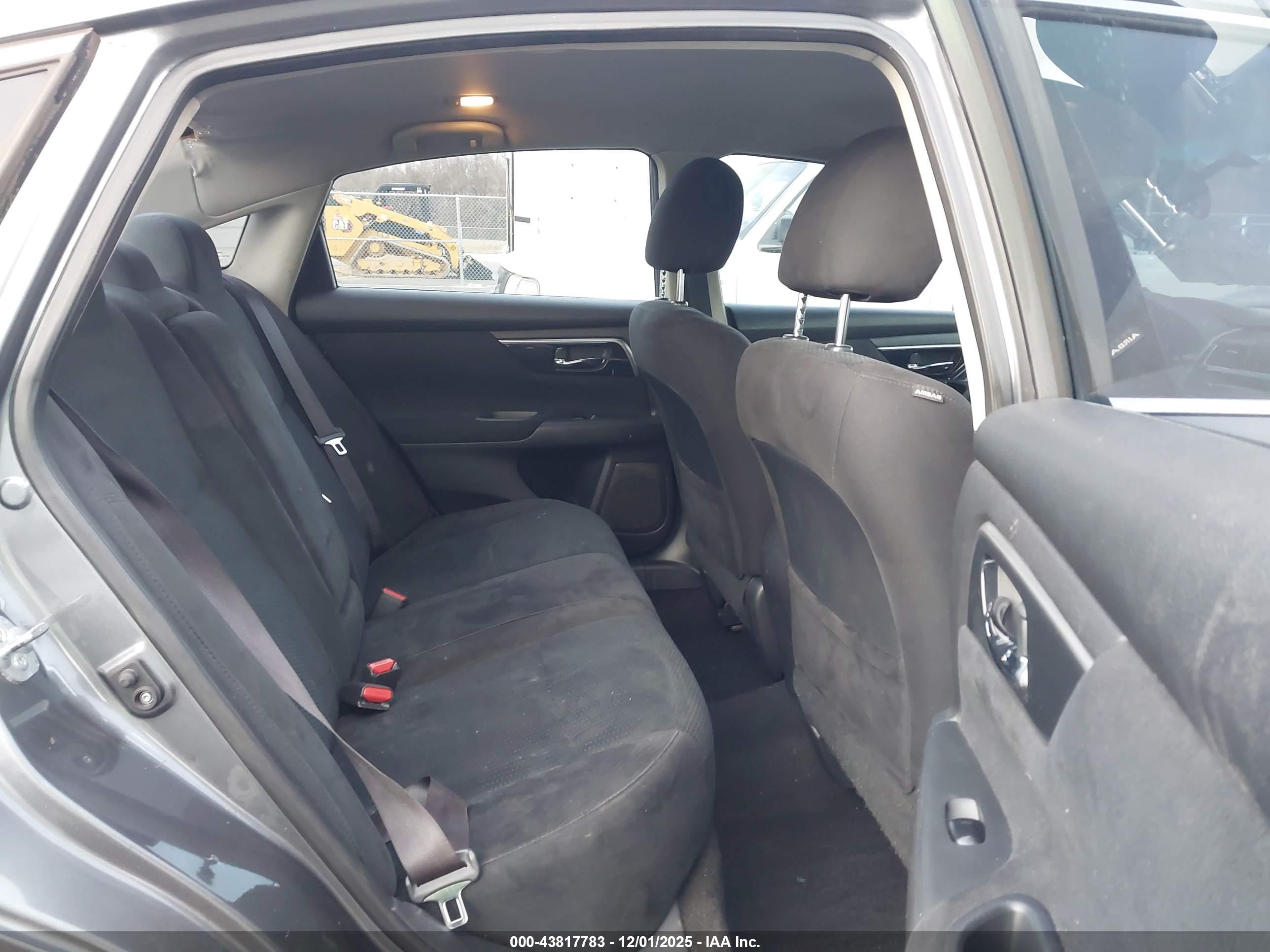 NISSAN ALTIMA image 8